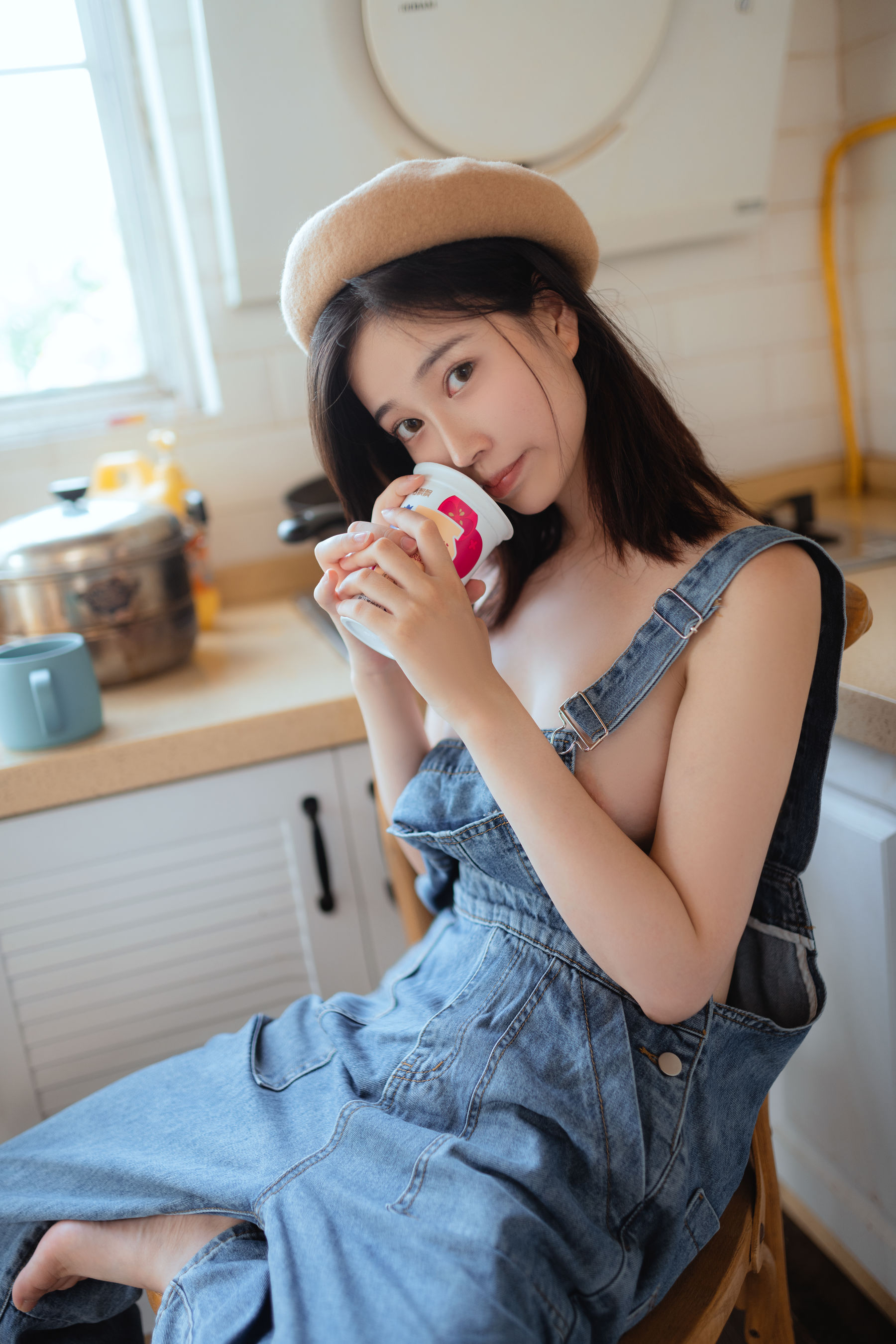 [福利COS] Nnian - 背带裤第3张