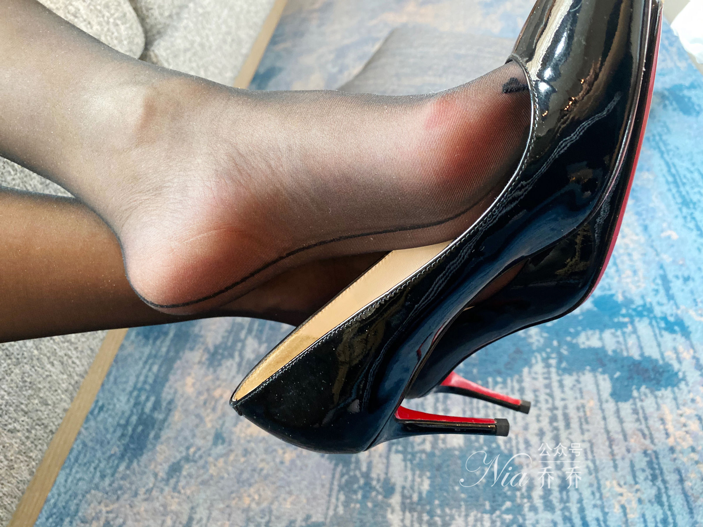 [福利COS] 安乔乔儿(Nia乔乔) No.032 OL丝诱第22张