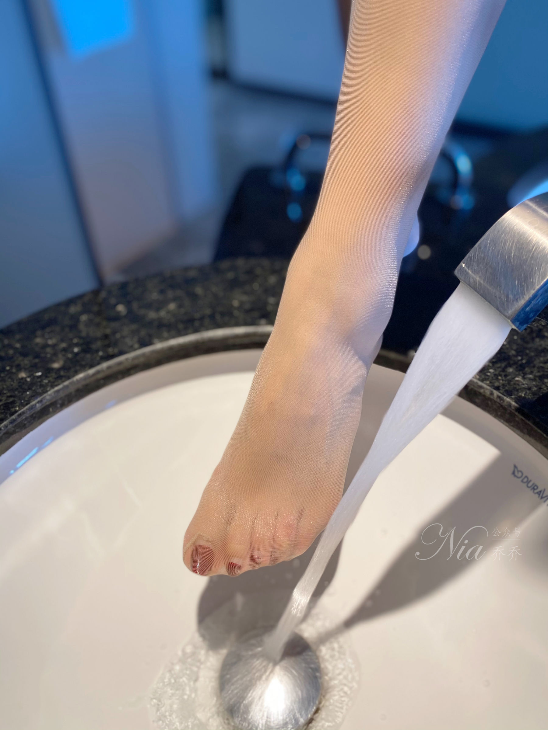 [福利COS] 安乔乔儿(Nia乔乔) No.030 温柔少妇风第26张