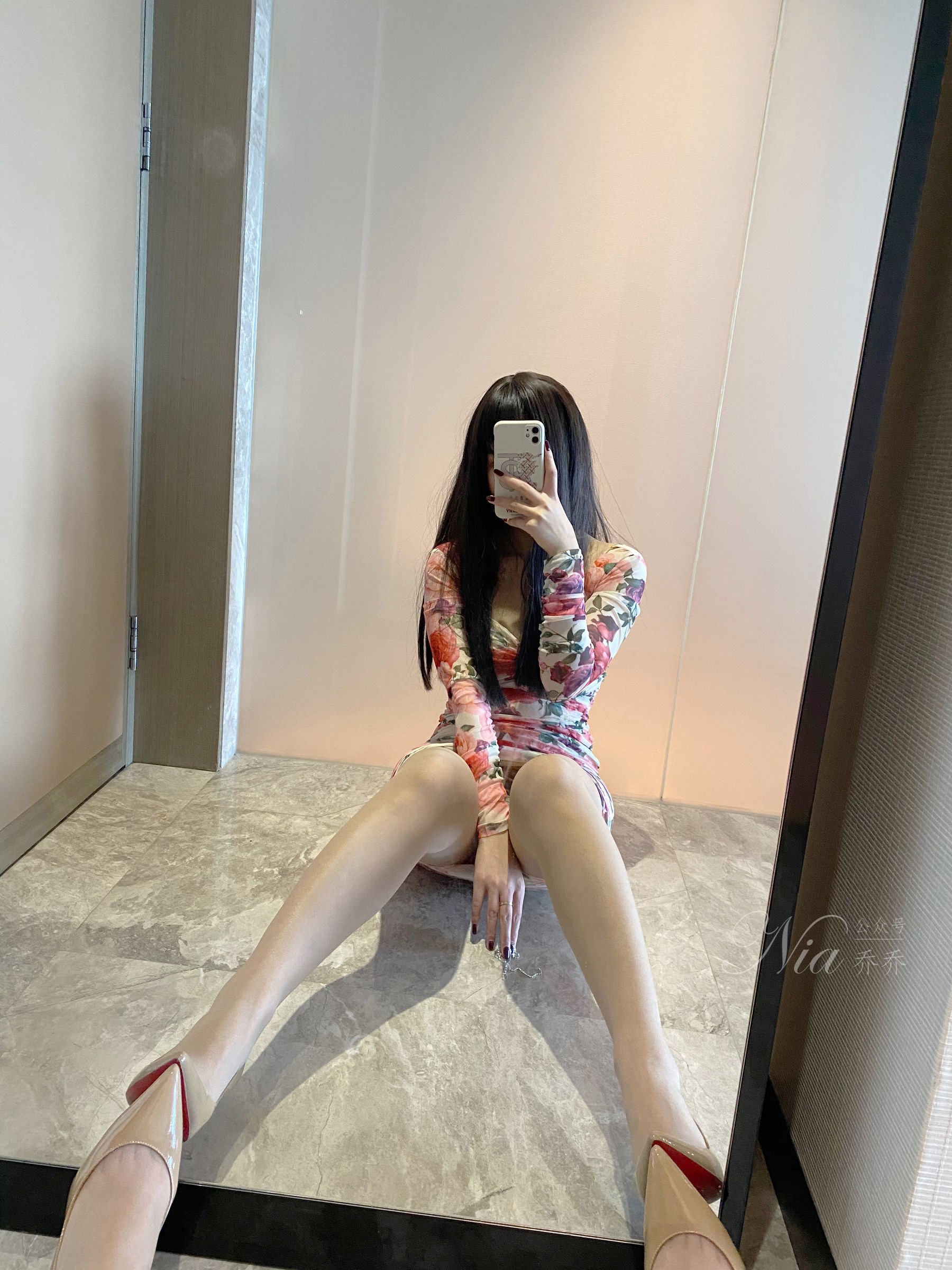 [福利COS] 安乔乔儿(Nia乔乔) No.030 温柔少妇风第5张