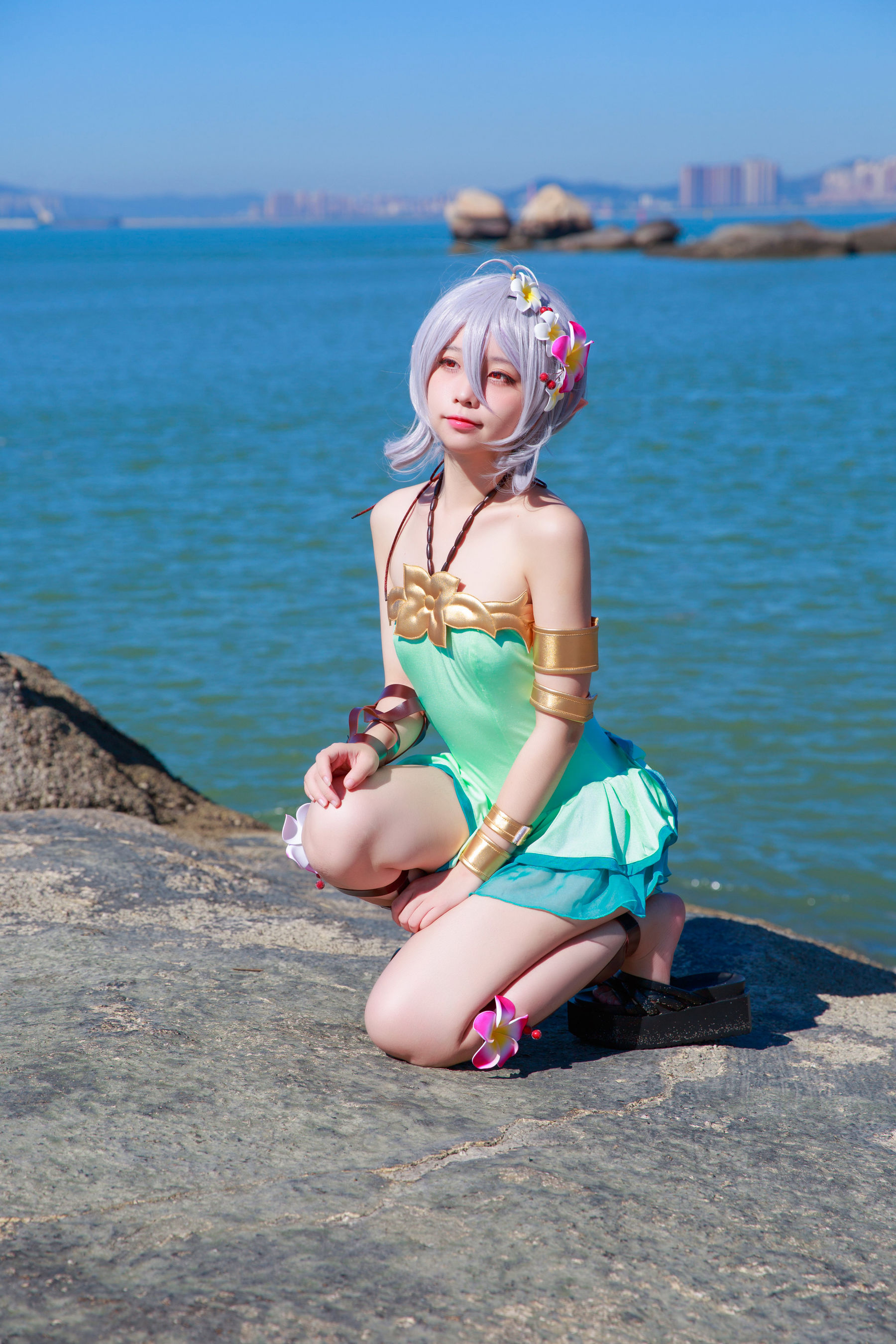 [福利COS] 动漫博主G44不会受伤 - 可可萝 泳衣第3张