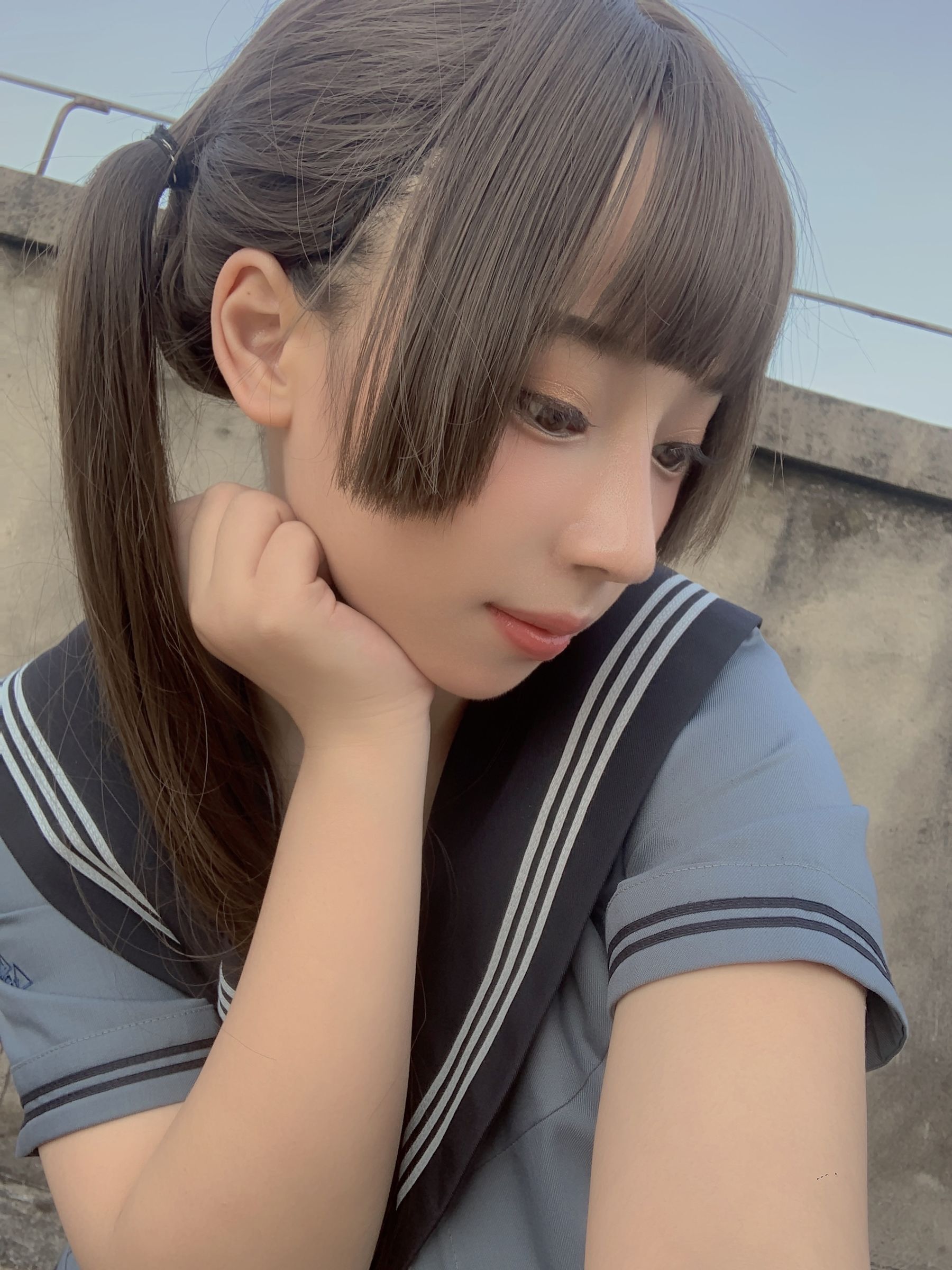 [福利COS] 胡桃猫Kurumineko - 天台的爱之告白第40张