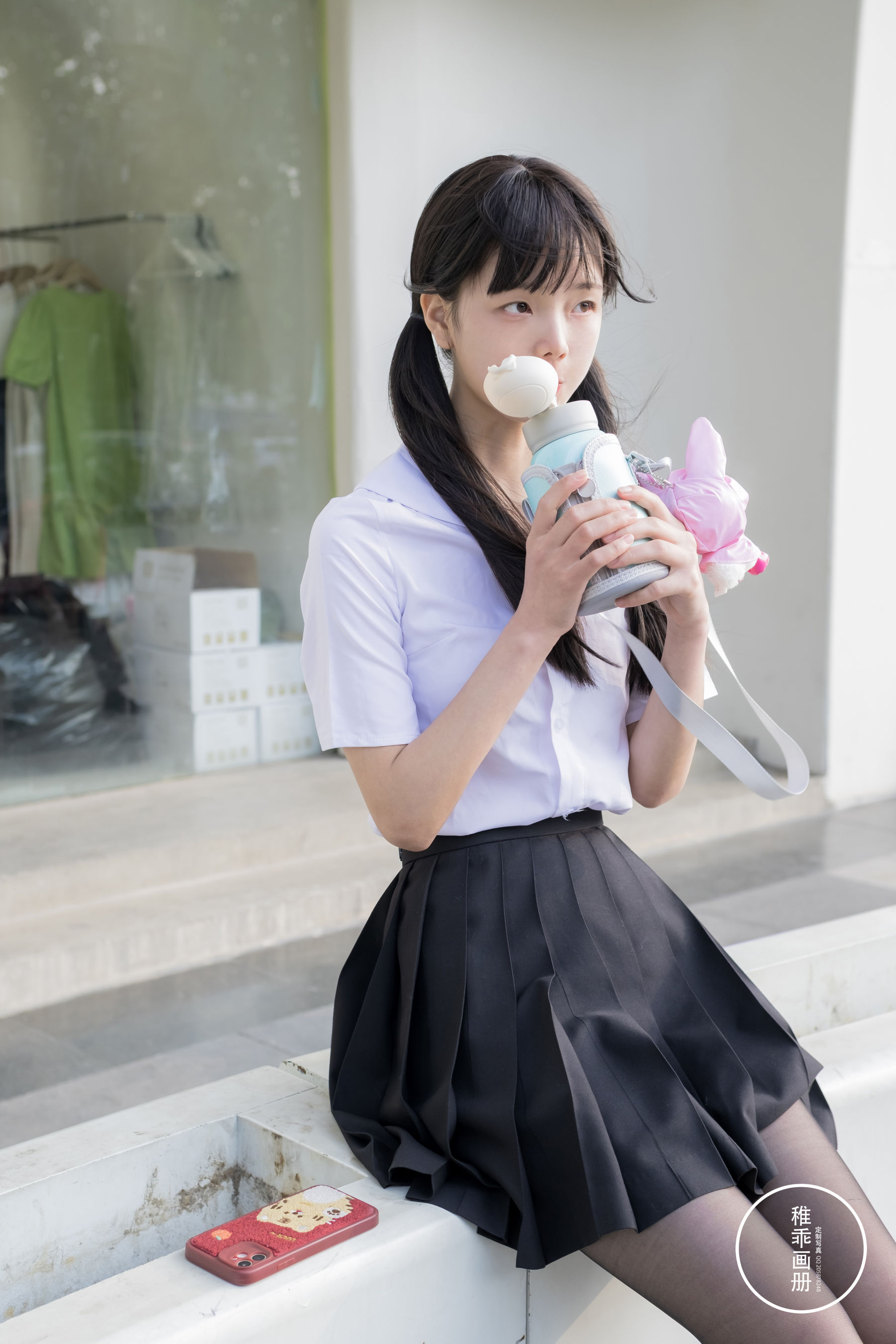 [福利COS] 柴系小乖(稚乖画册) - 夜夜 逛街13d黑丝第15张