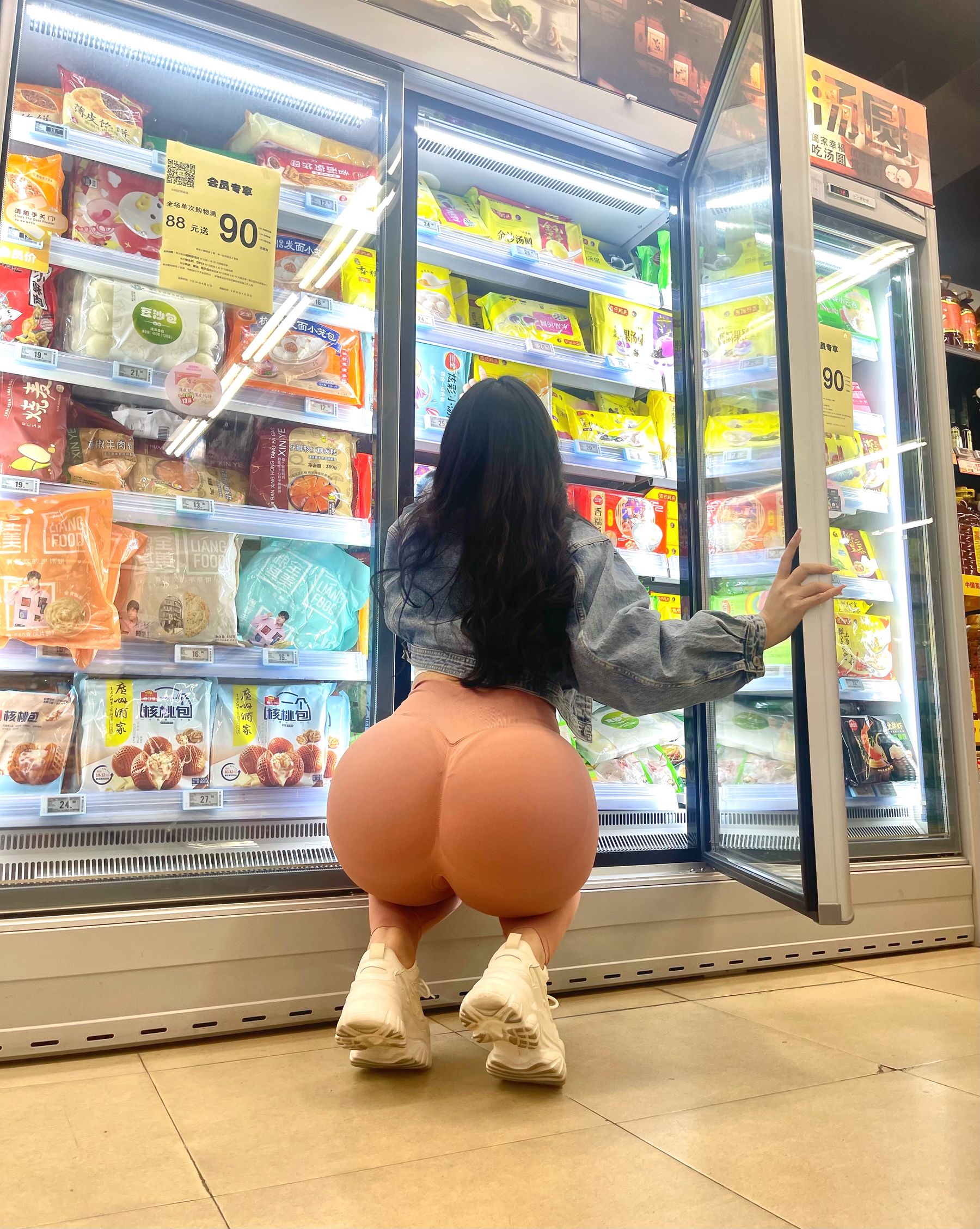 [福利COS] 艾拉微密圈视图合集第54张