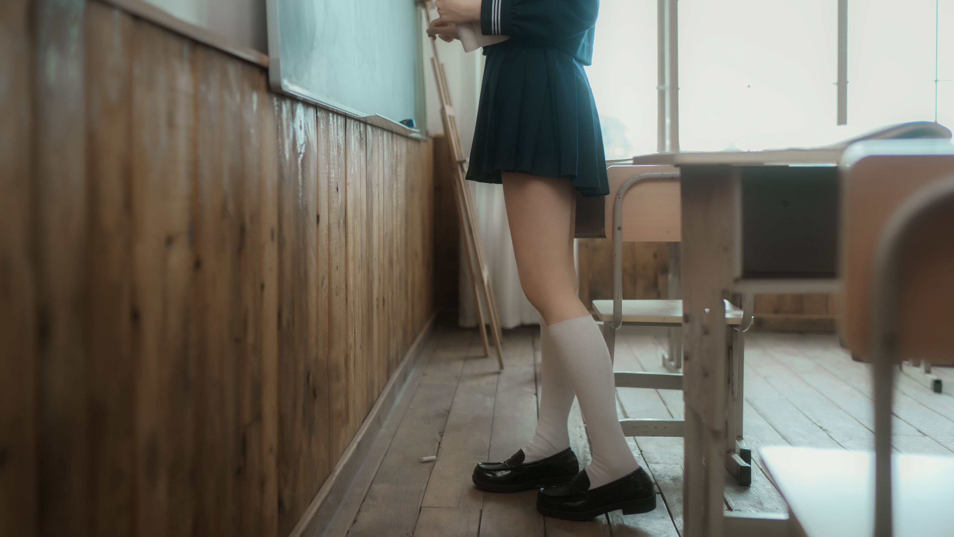 [福利COS] 西园寺南歌写真 - 与班长的游戏第1张