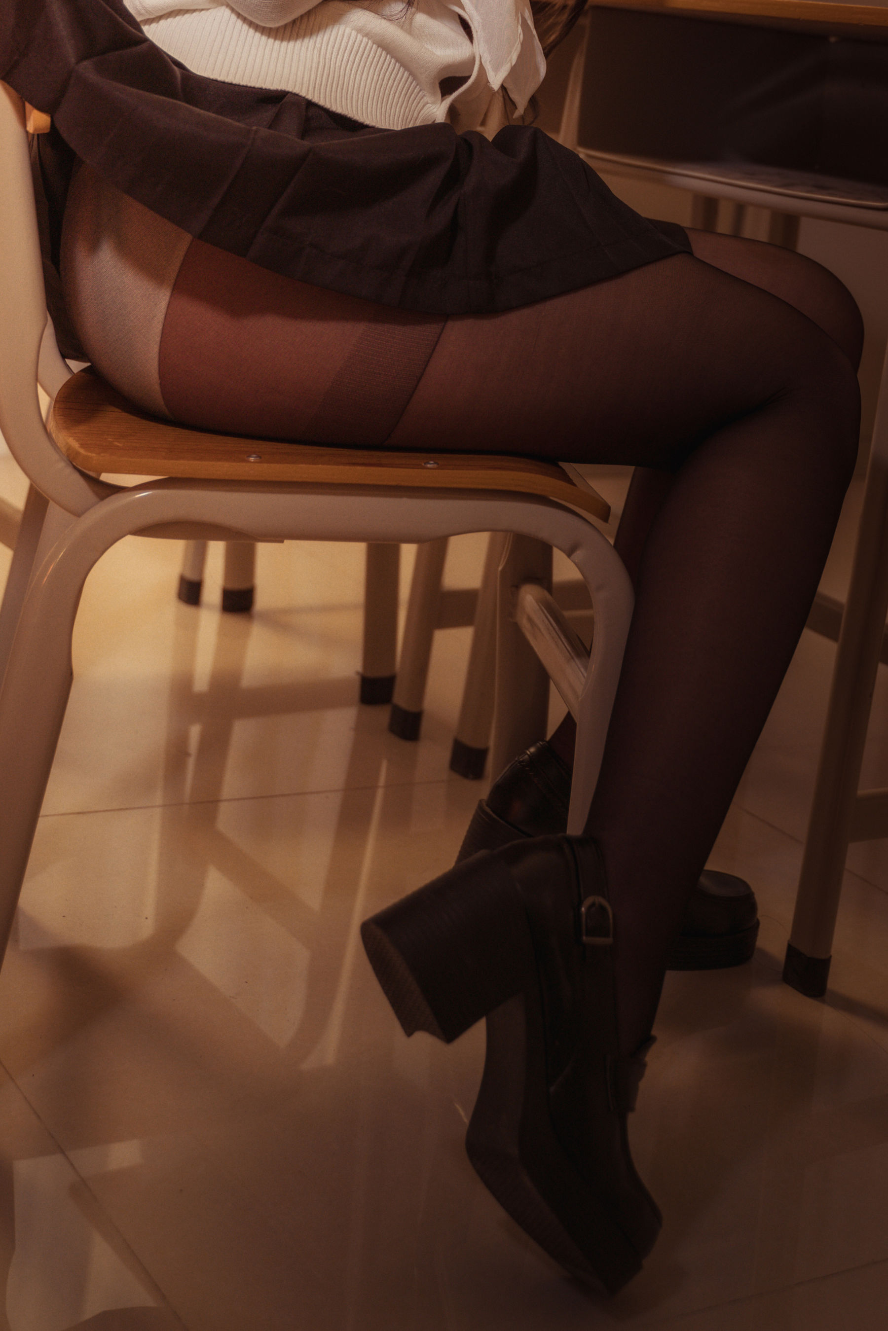 [福利COS] 贞子蜜桃 - 碧蓝航线 爱宕高雄制服第5张