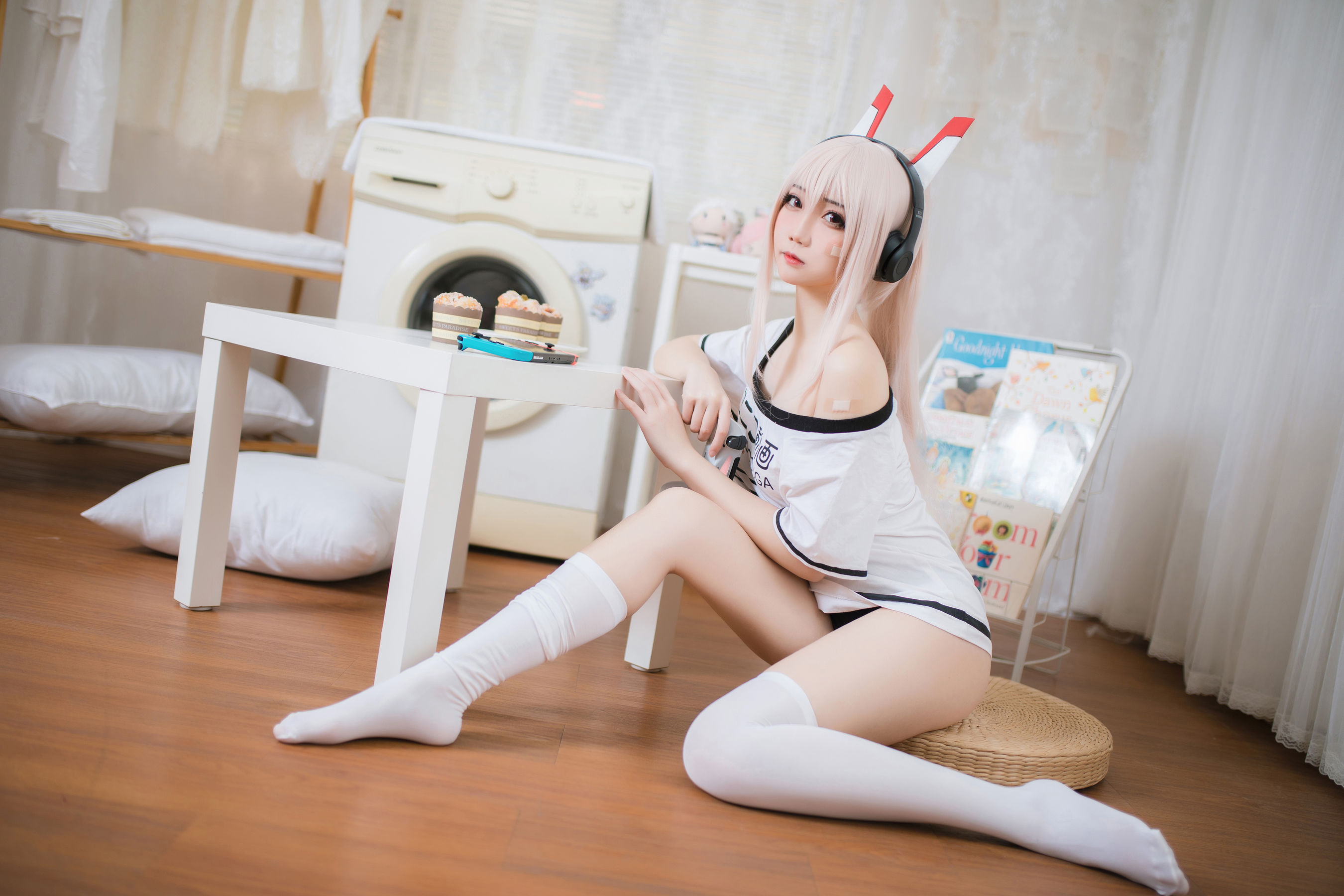 [福利COS] 焖焖碳 - 绫波 宅版本第1张