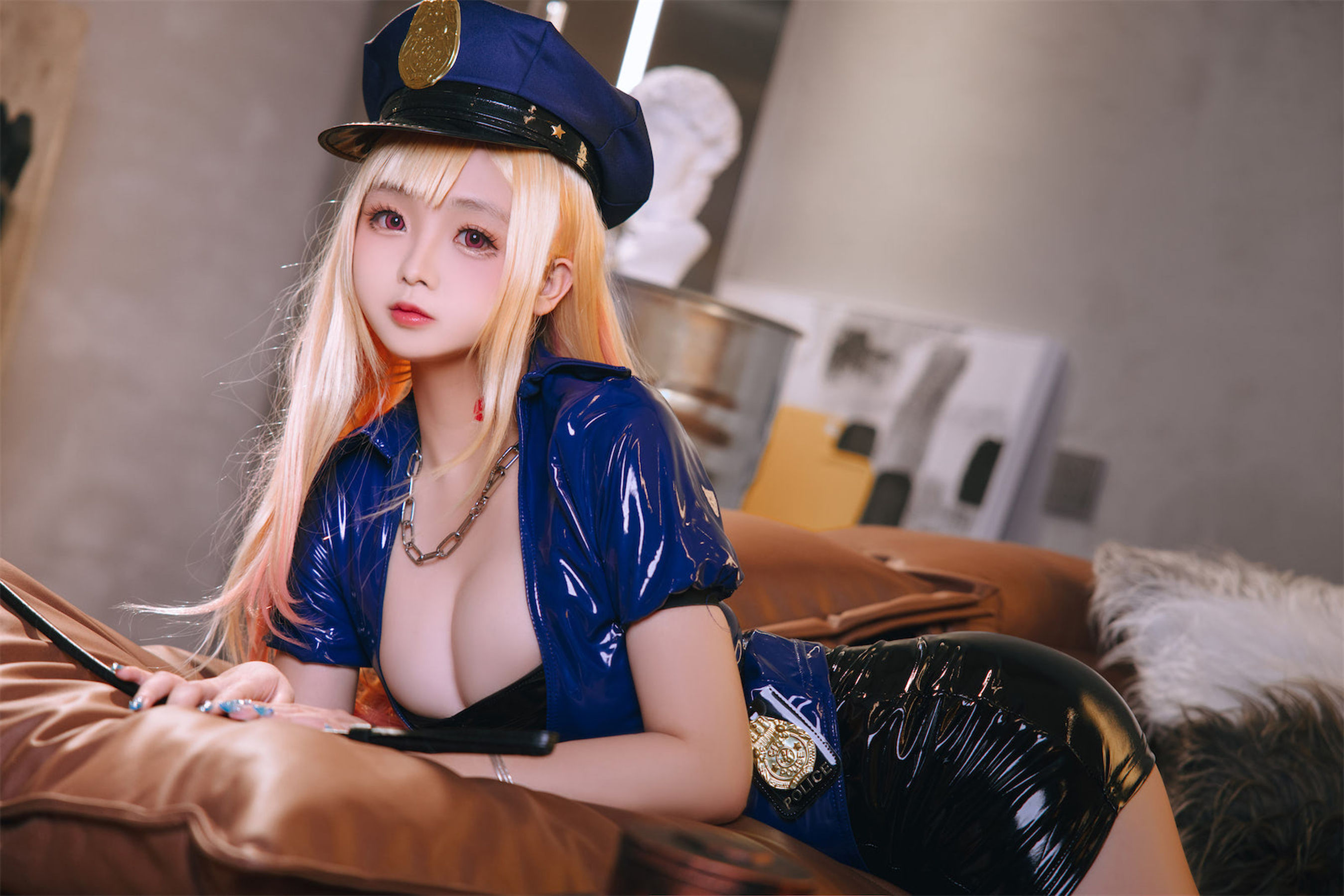 [福利COS] Cosplay日奈娇 - 喜多川海梦女警第3张
