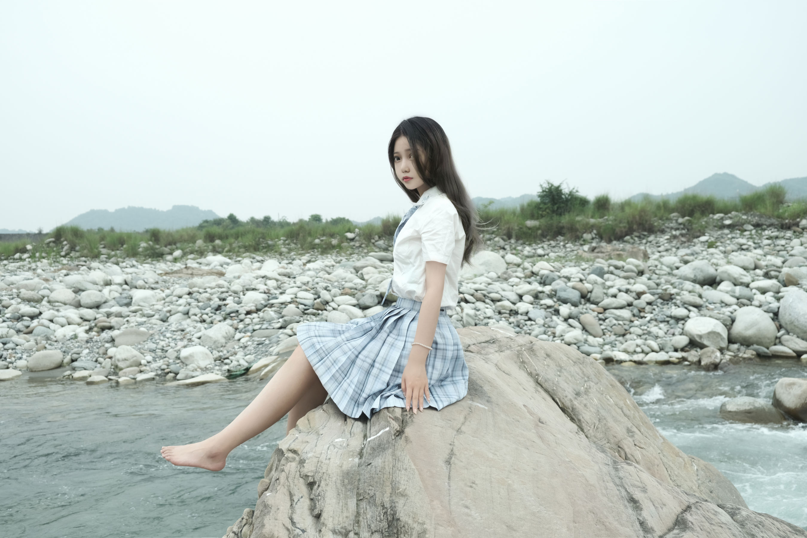 [福利COS] eloise软软 - 河边JK第6张