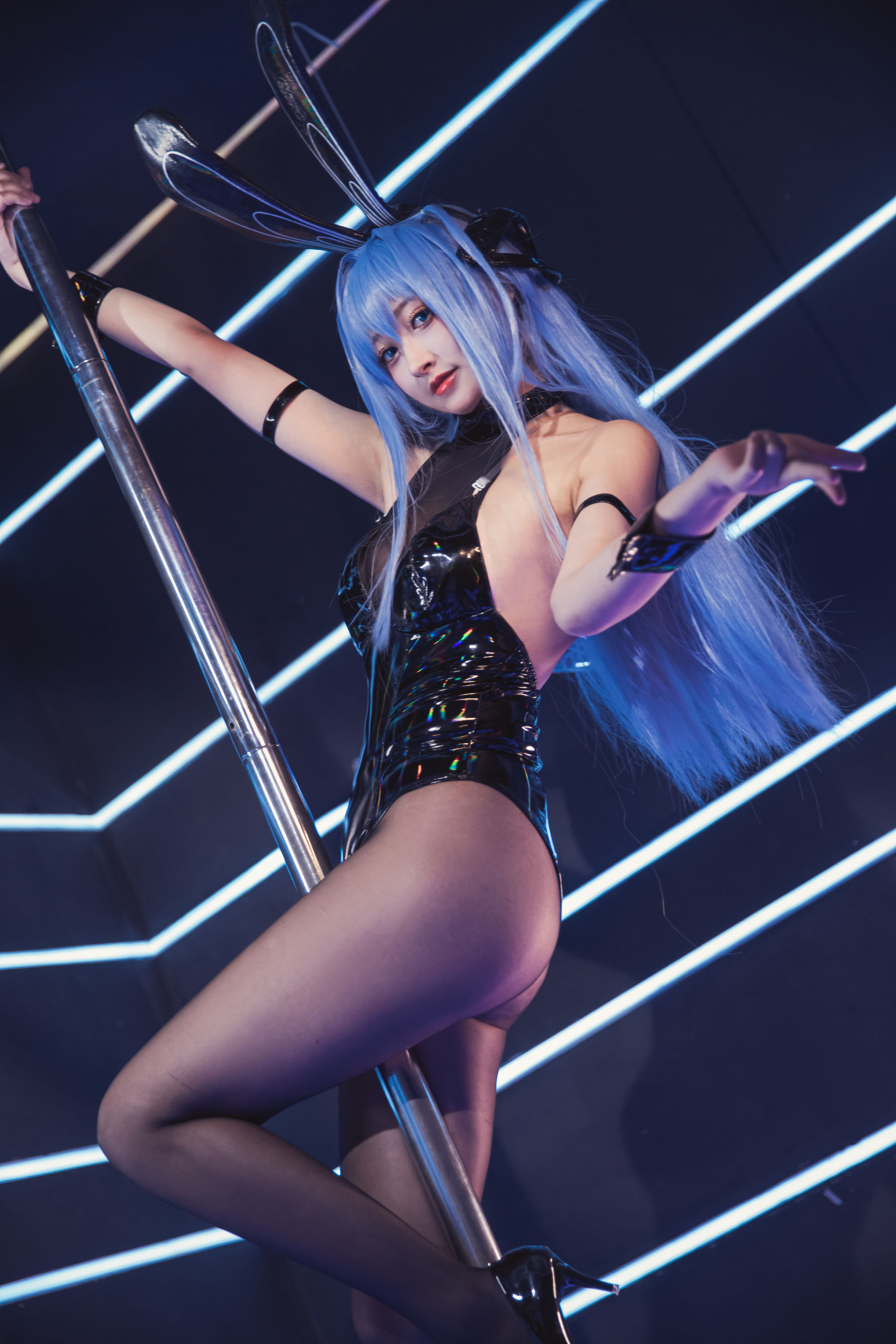 [福利COS] Luisa_零纱 - 新泽西兔女郎第5张