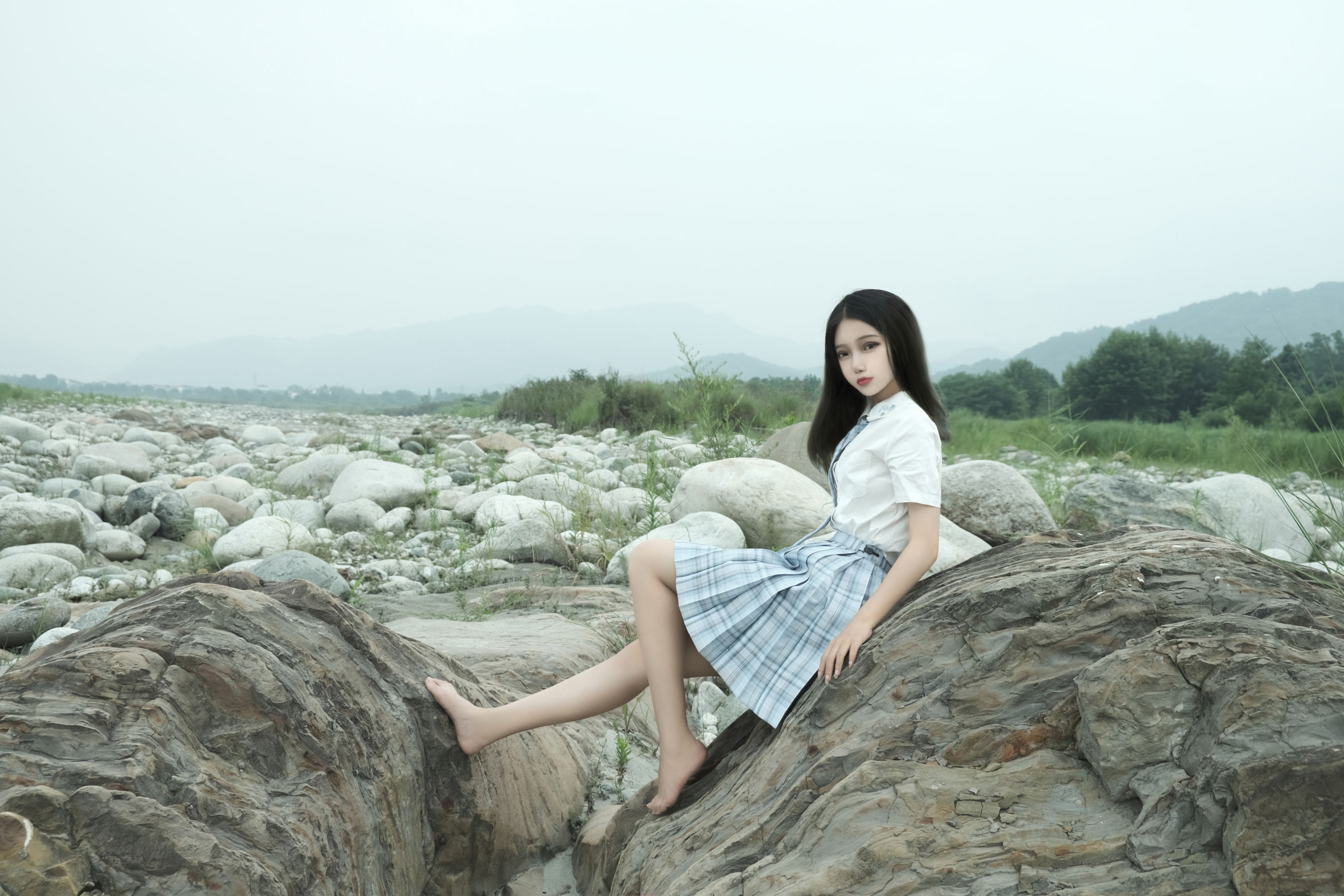 [福利COS] eloise软软 - 河边JK第9张