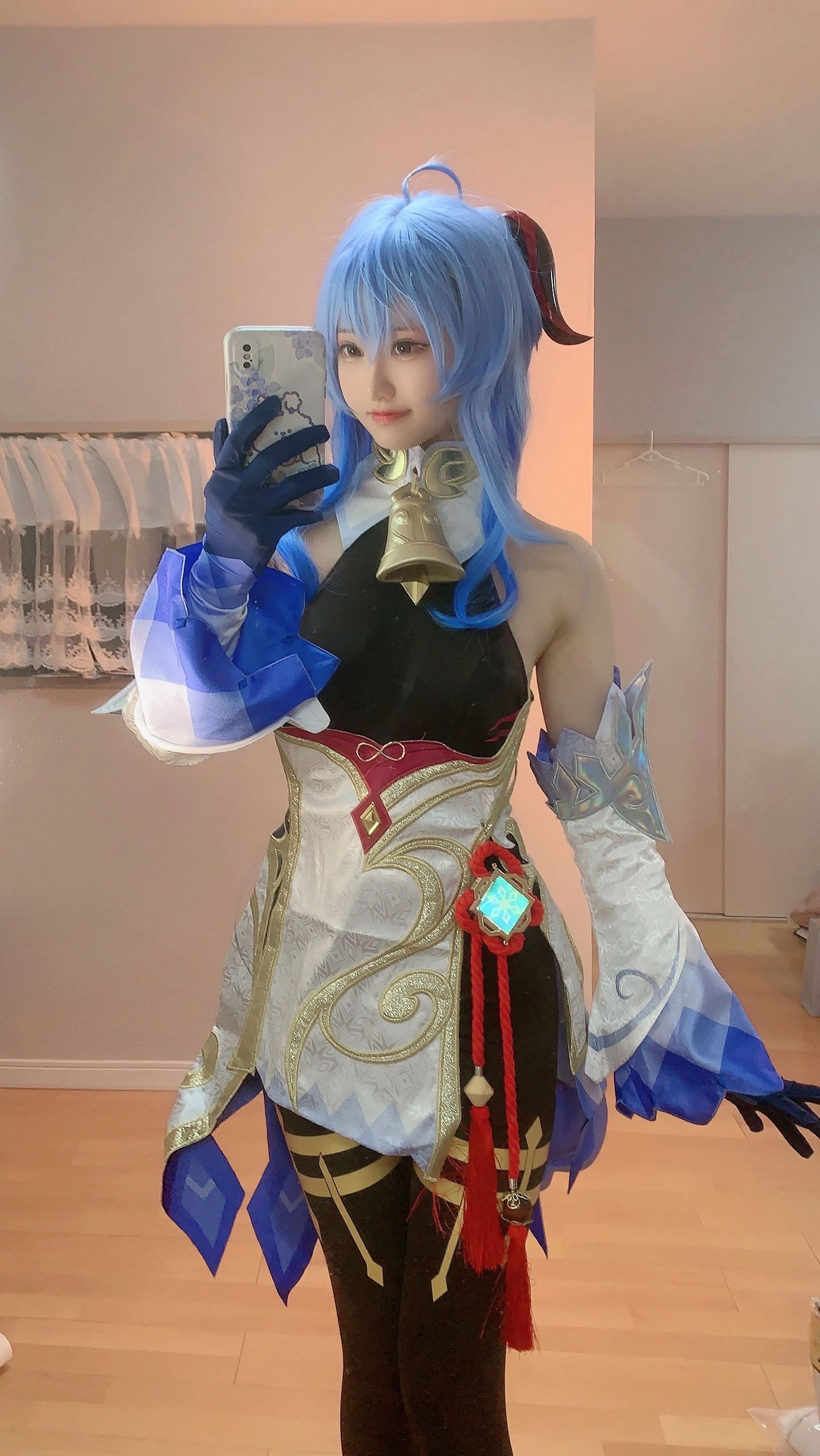 [福利COS] 千阳(ちよ) - 甘雨对镜拍第6张