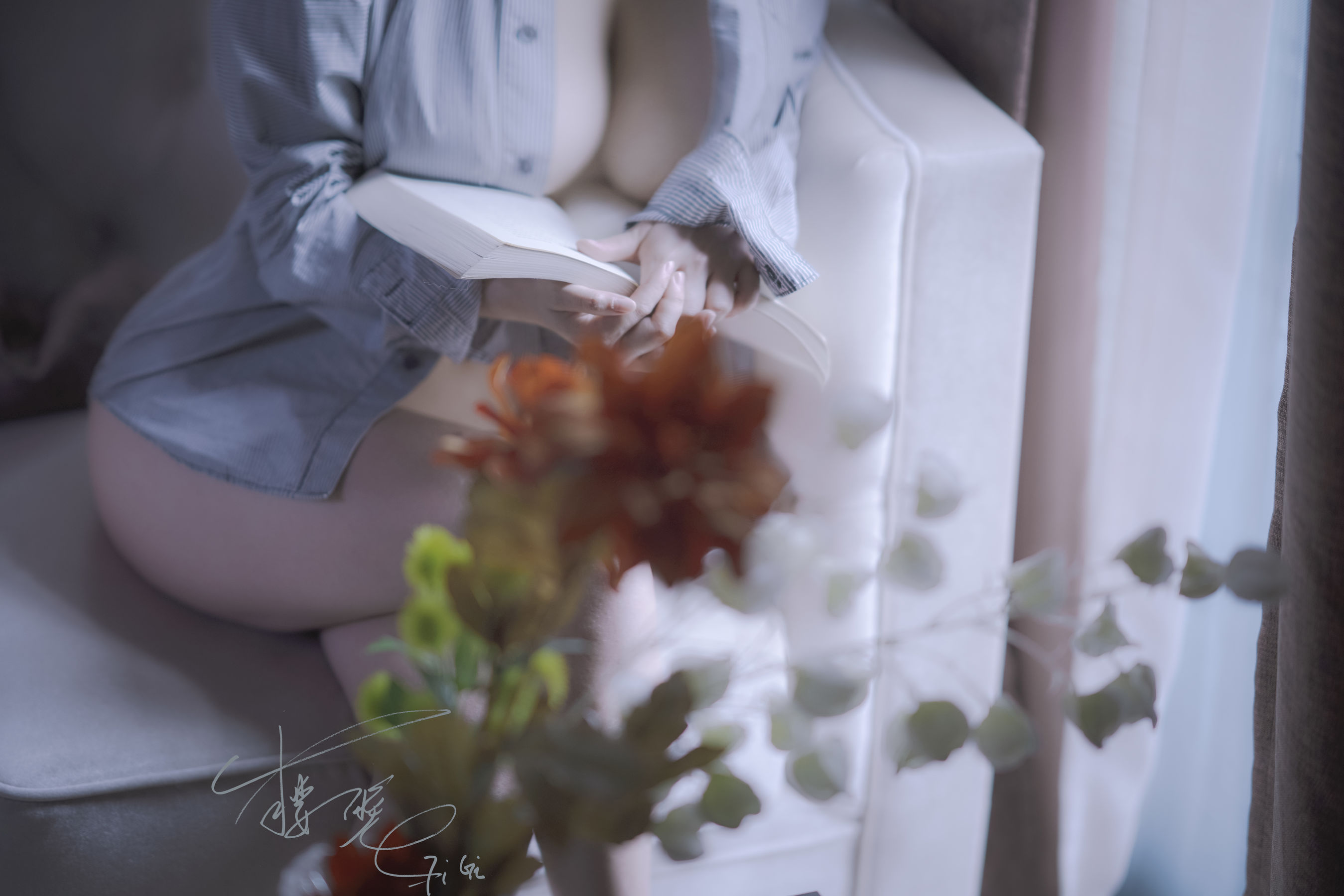 [福利COS] 网络红人樱晚gigi - 你的衬衫第1张