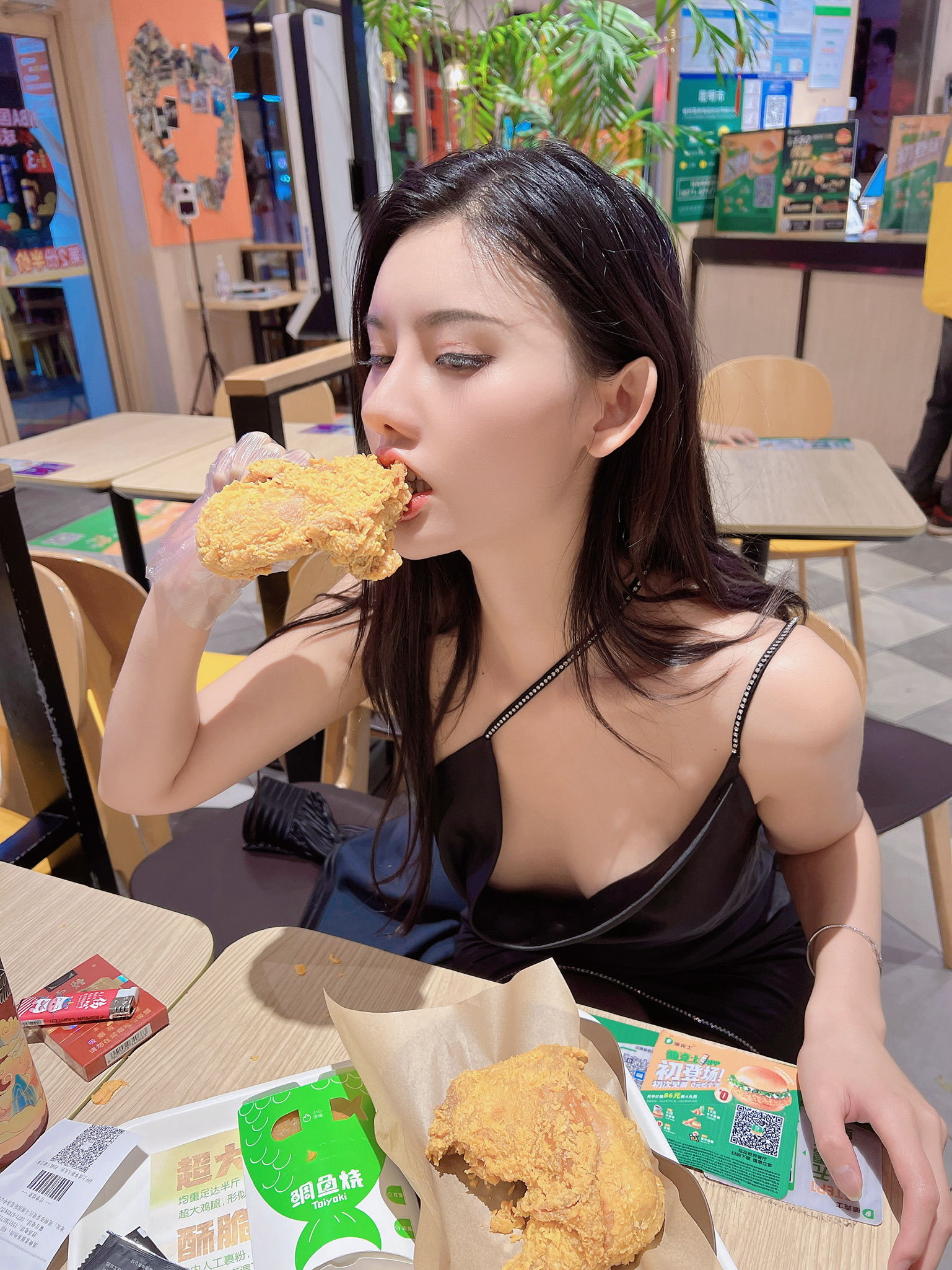 [福利COS] 美女模特Azhua19970(阿朱啊) 微密圈视图合集第54张