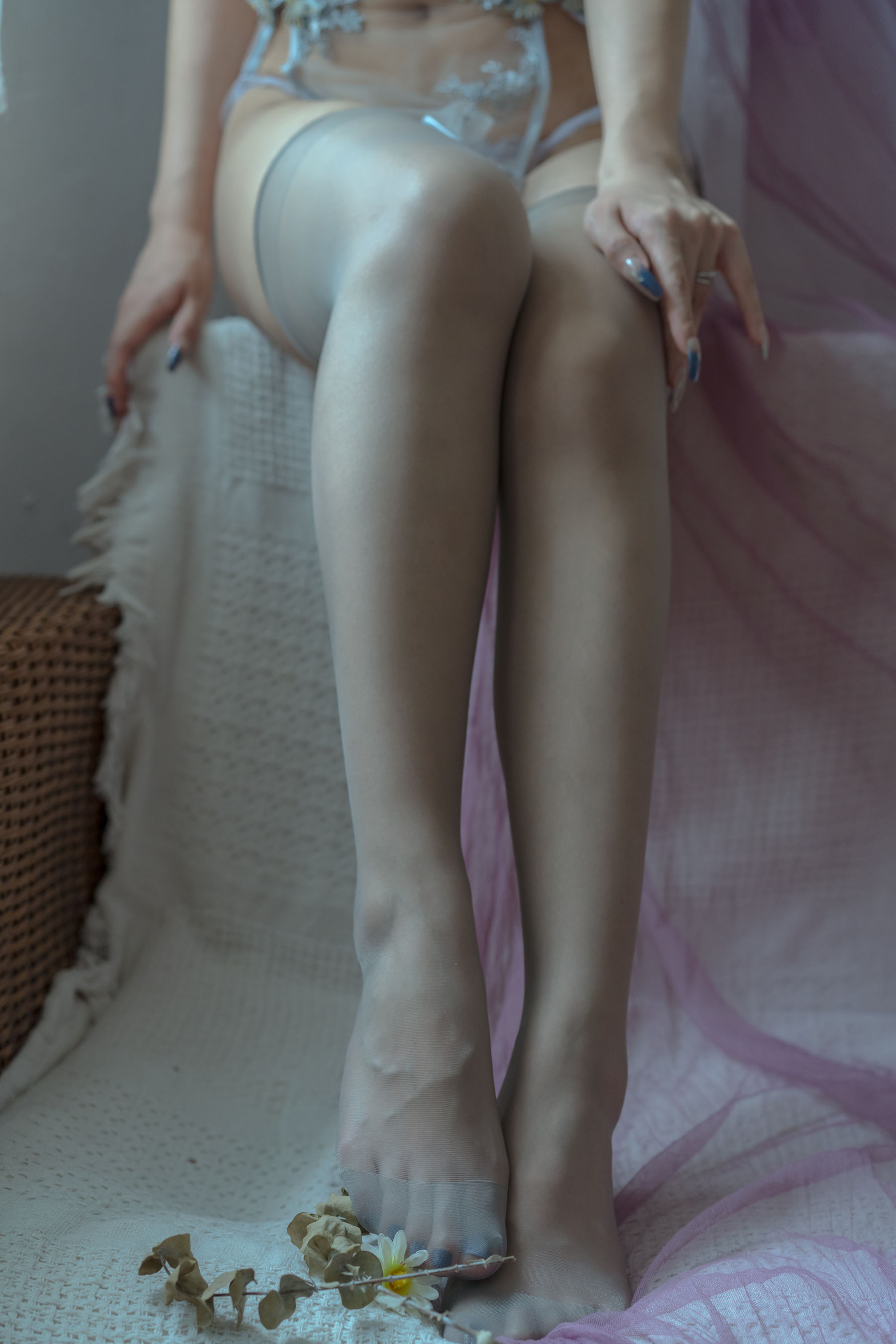 [福利COS] 云溪溪 - 奶桃 暧昧第19张