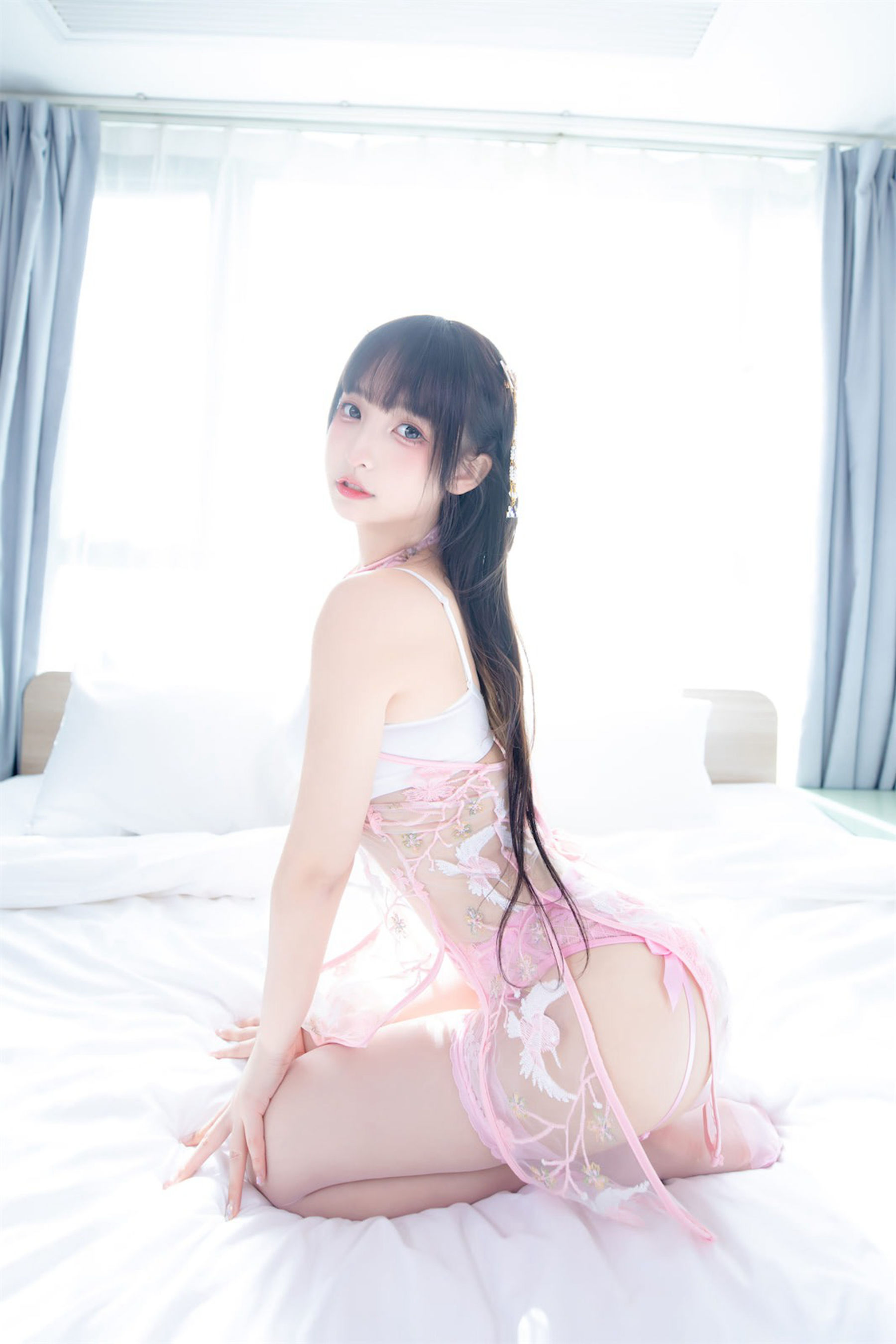 [福利COS] 萝莉神楽板真冬 之小鸟依人第22张