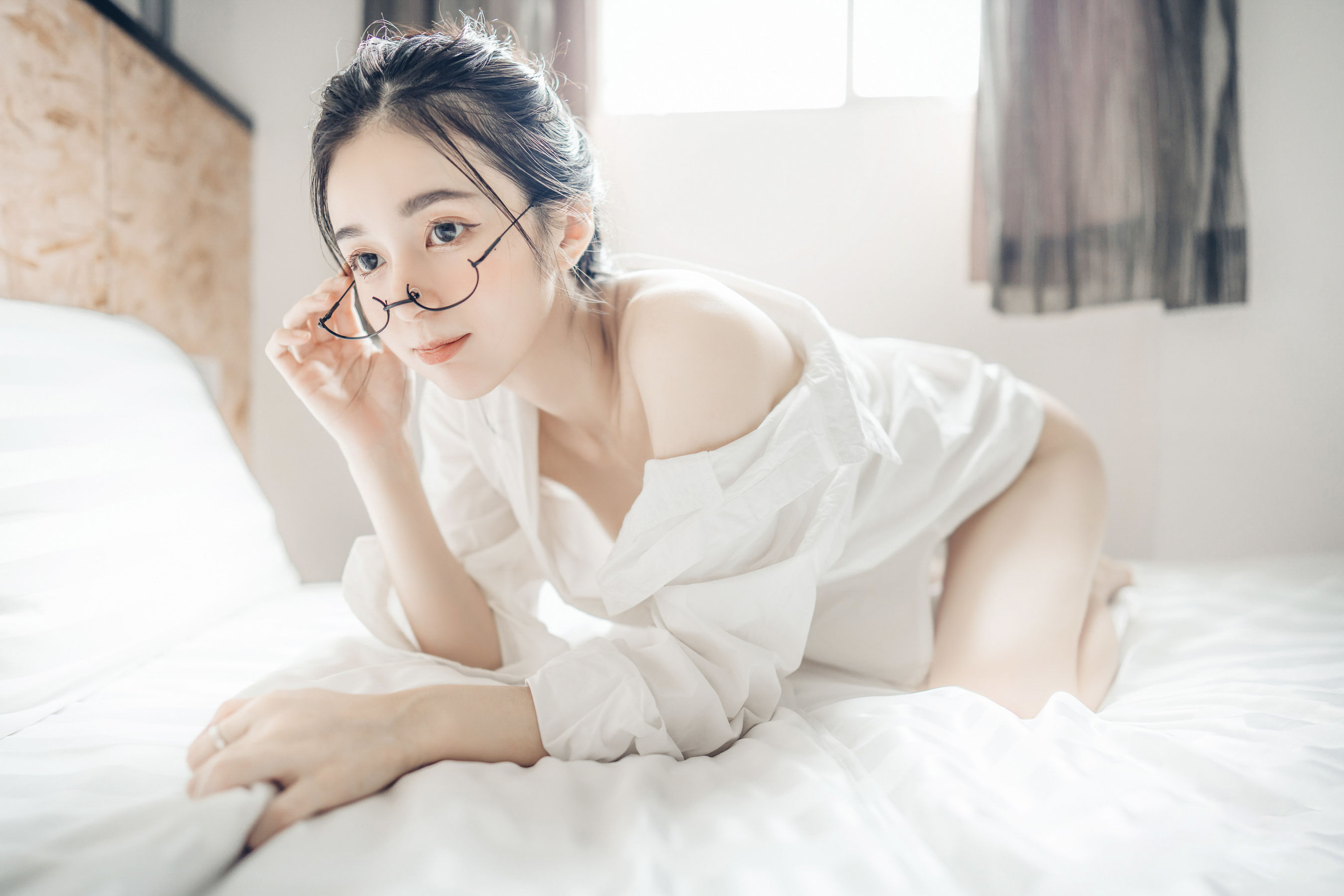 [福利COS] 辰辰 - 浴室里的天使第23张