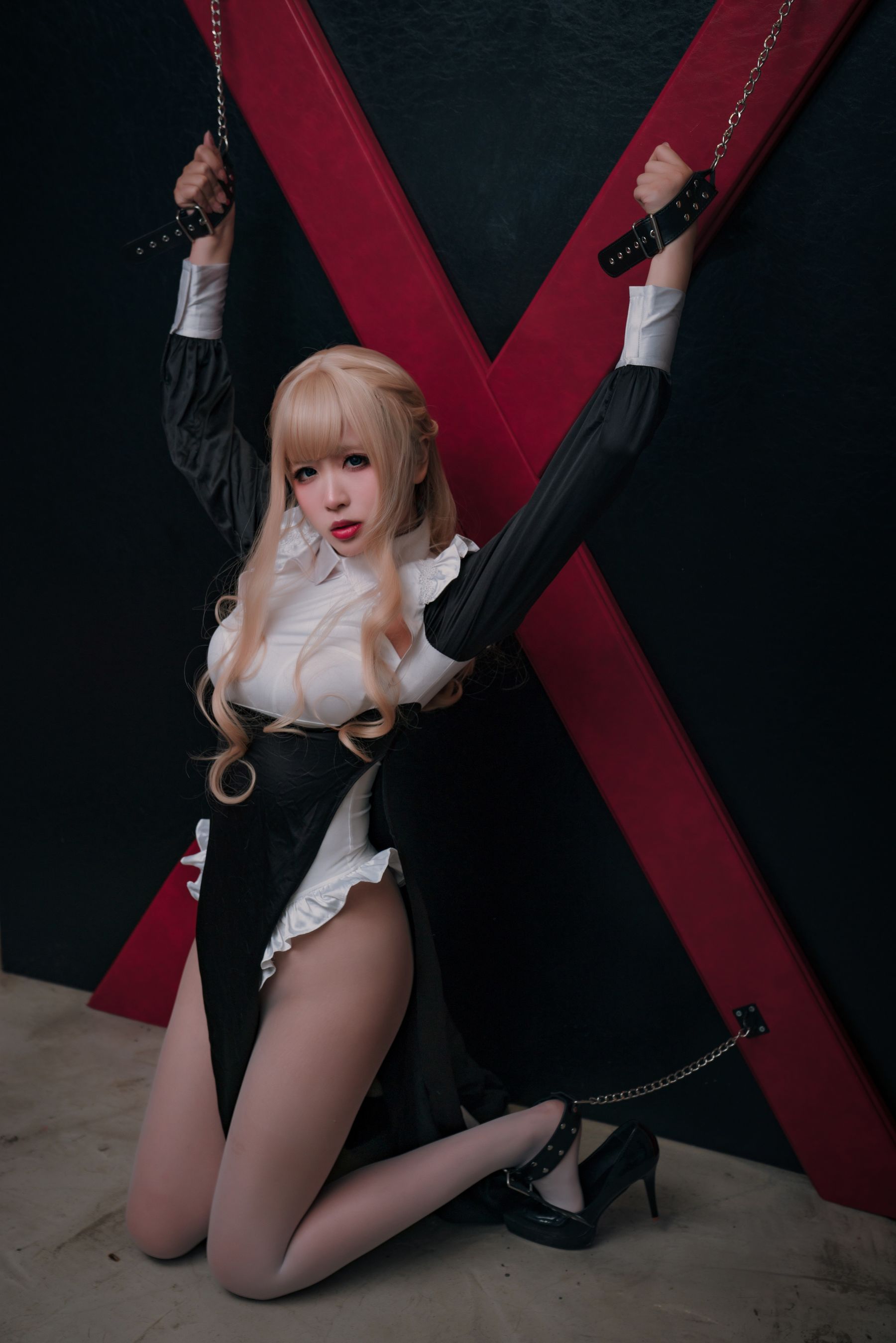 [福利COS] 轩萧学姐 - 修女第14张