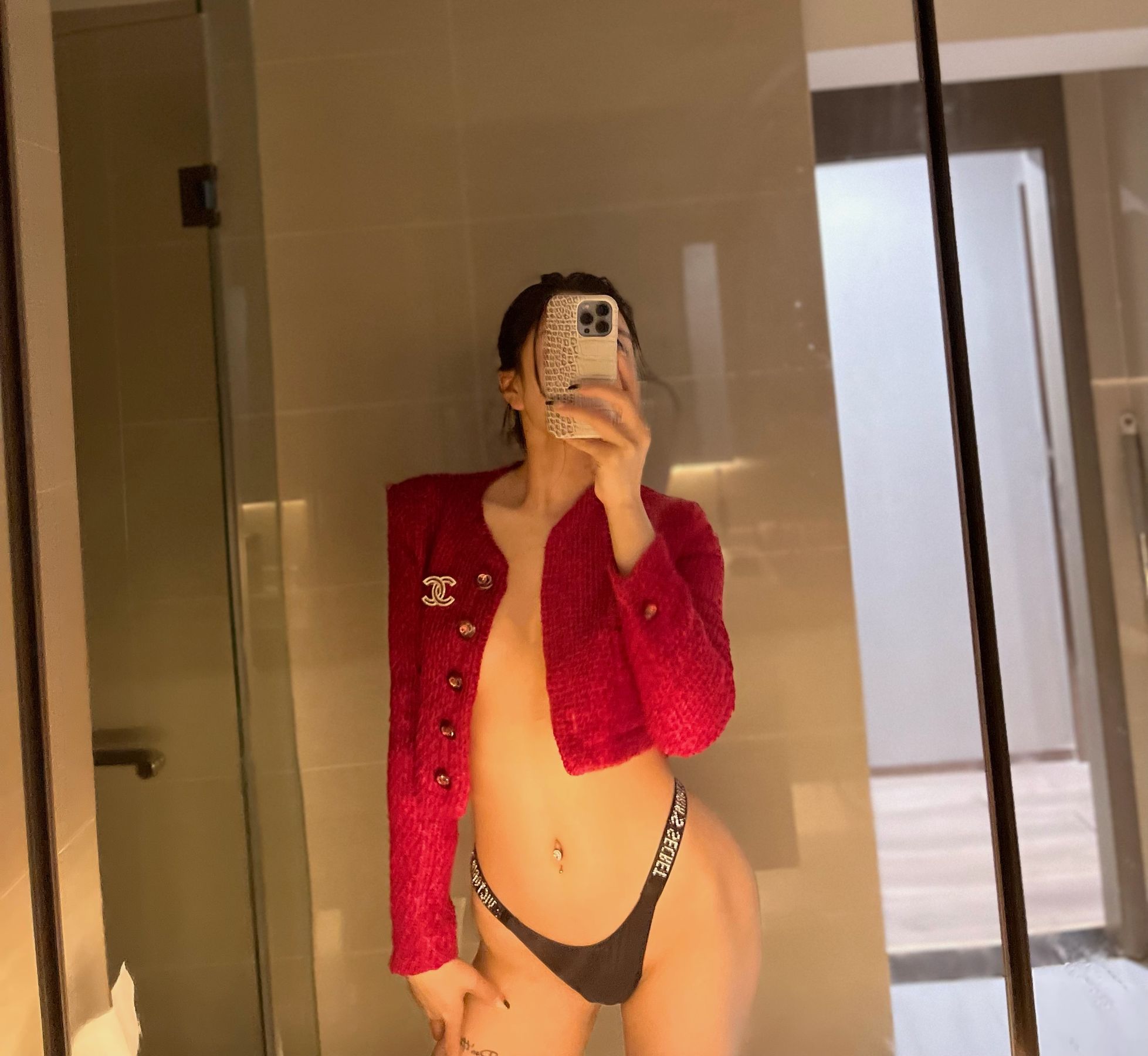 [福利COS] iii金希儿 微密圈视图合集第38张