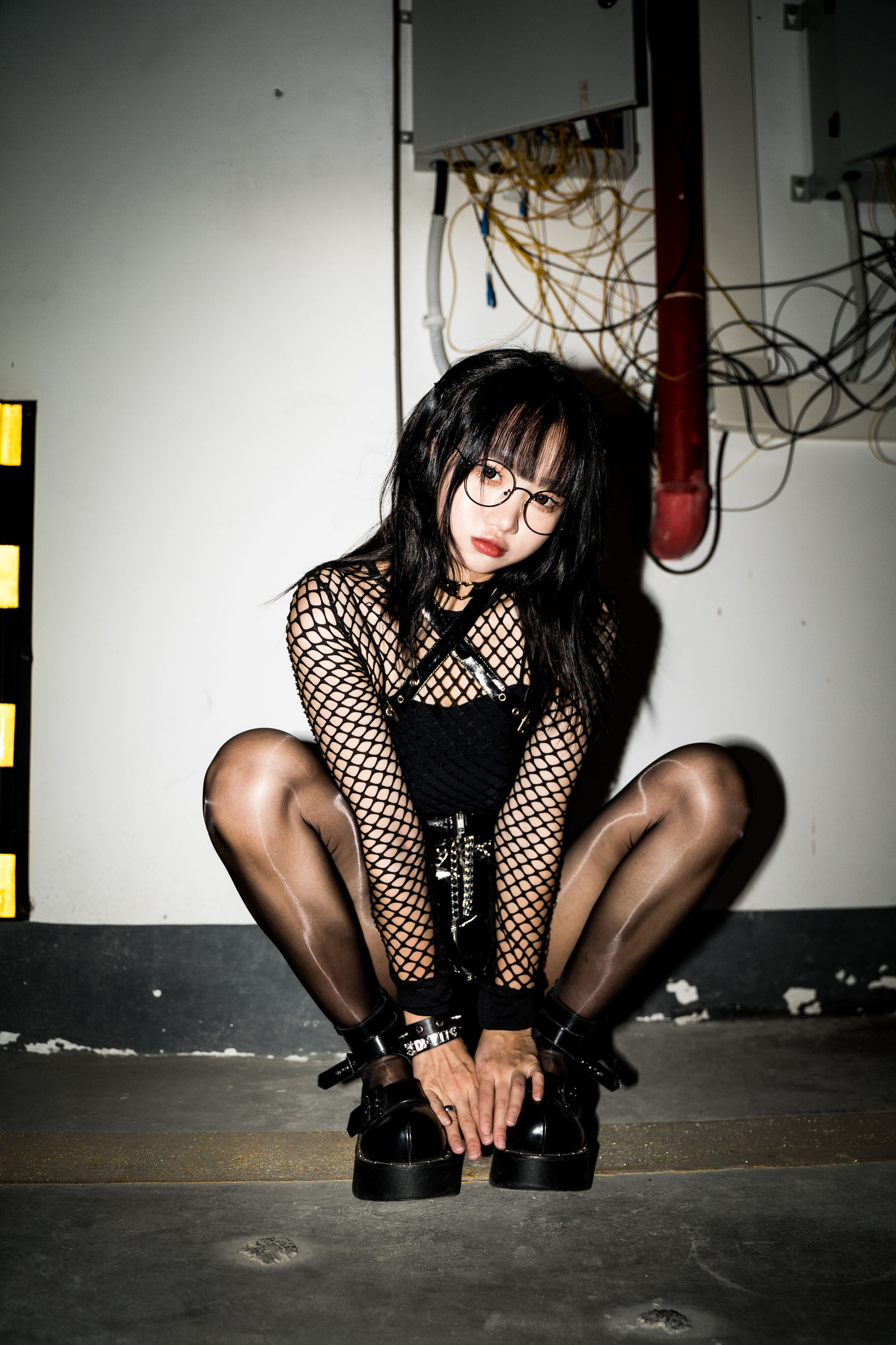 [福利COS] 动漫博主柒柒要乖哦 - 黑皮裙第7张