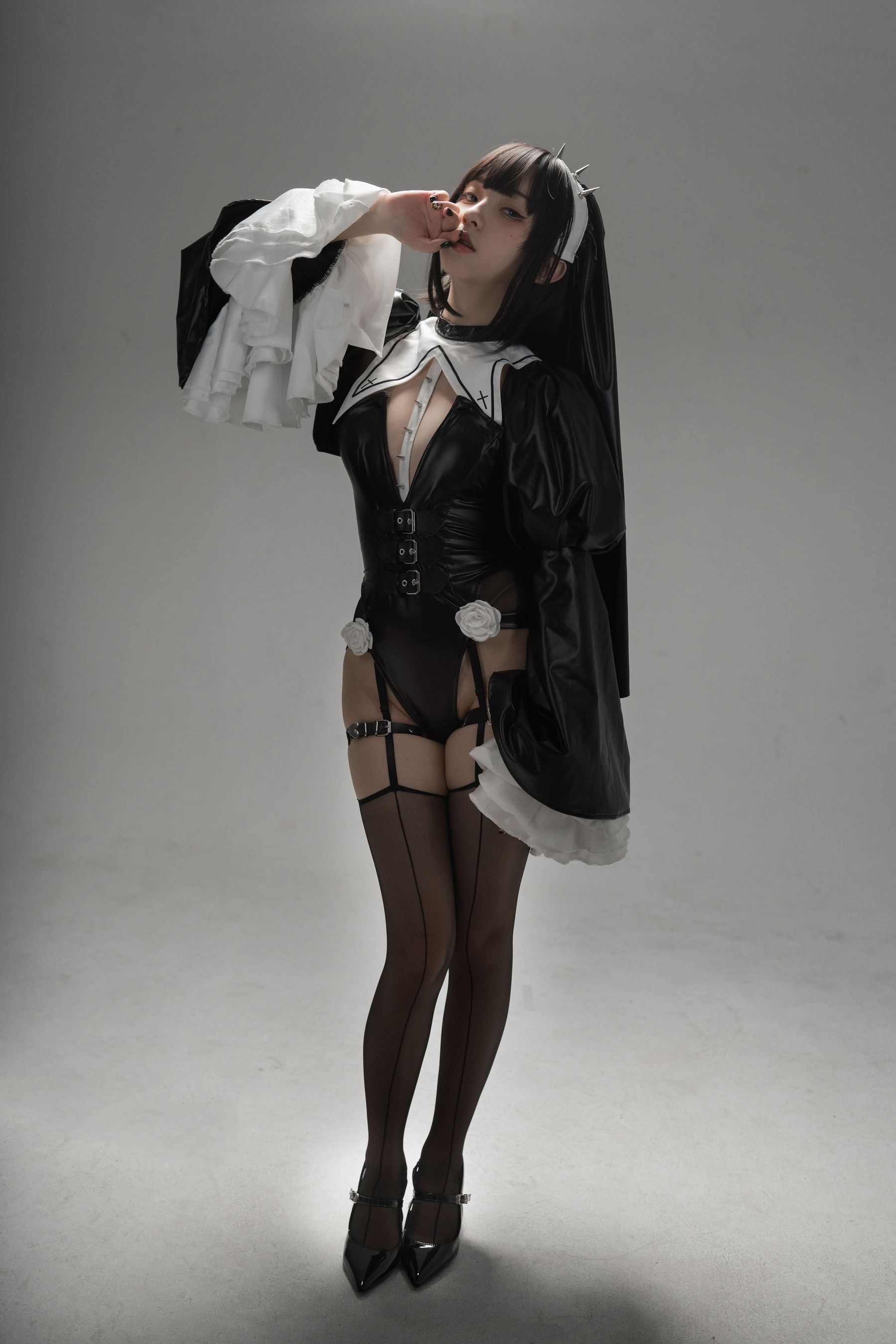 [福利COS] 花铃 - 杀戮修女第27张