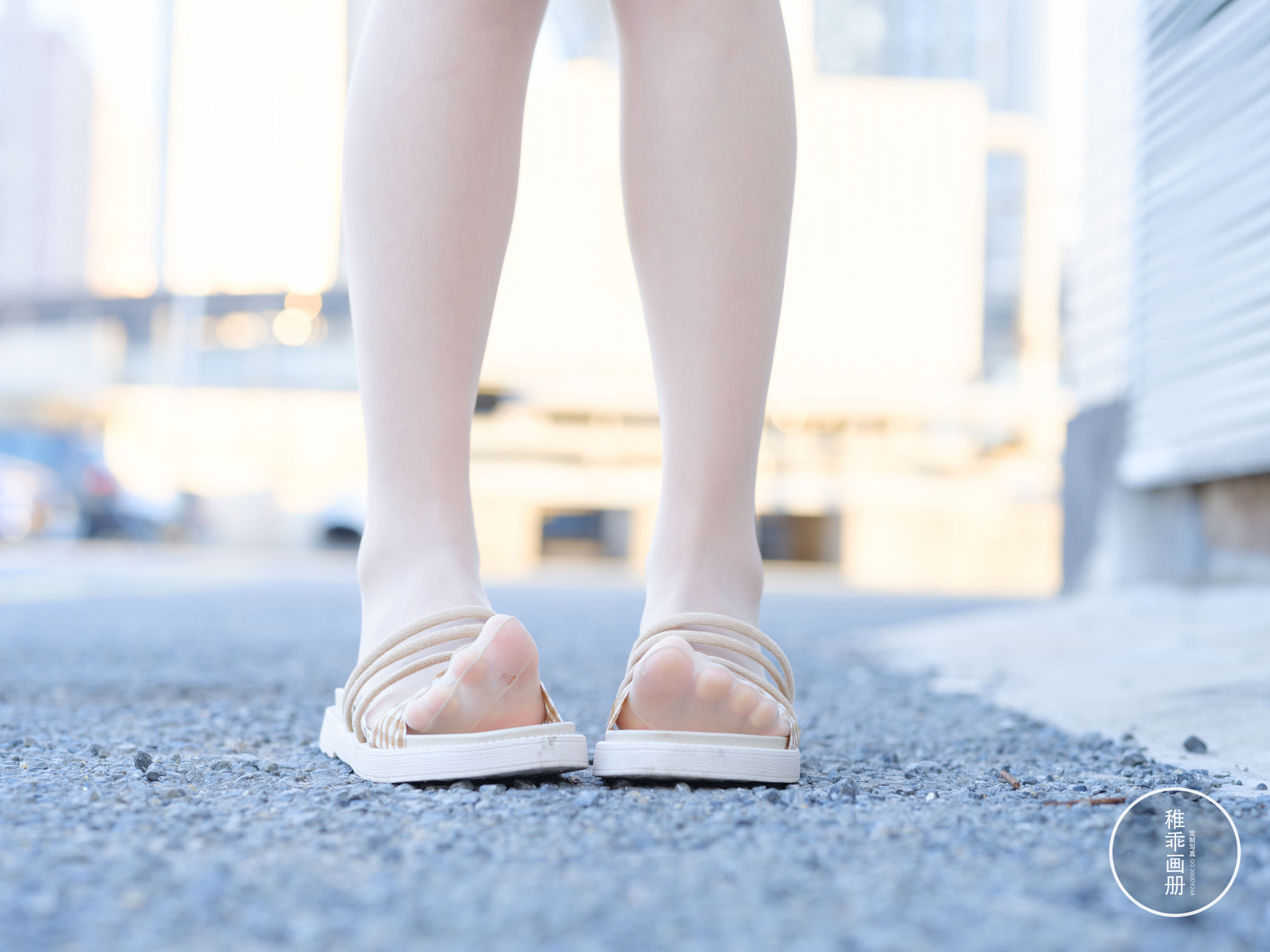 [福利COS] 柴系小乖(稚乖画册) - 夜夜 天台停车场肉丝 Lolita第20张