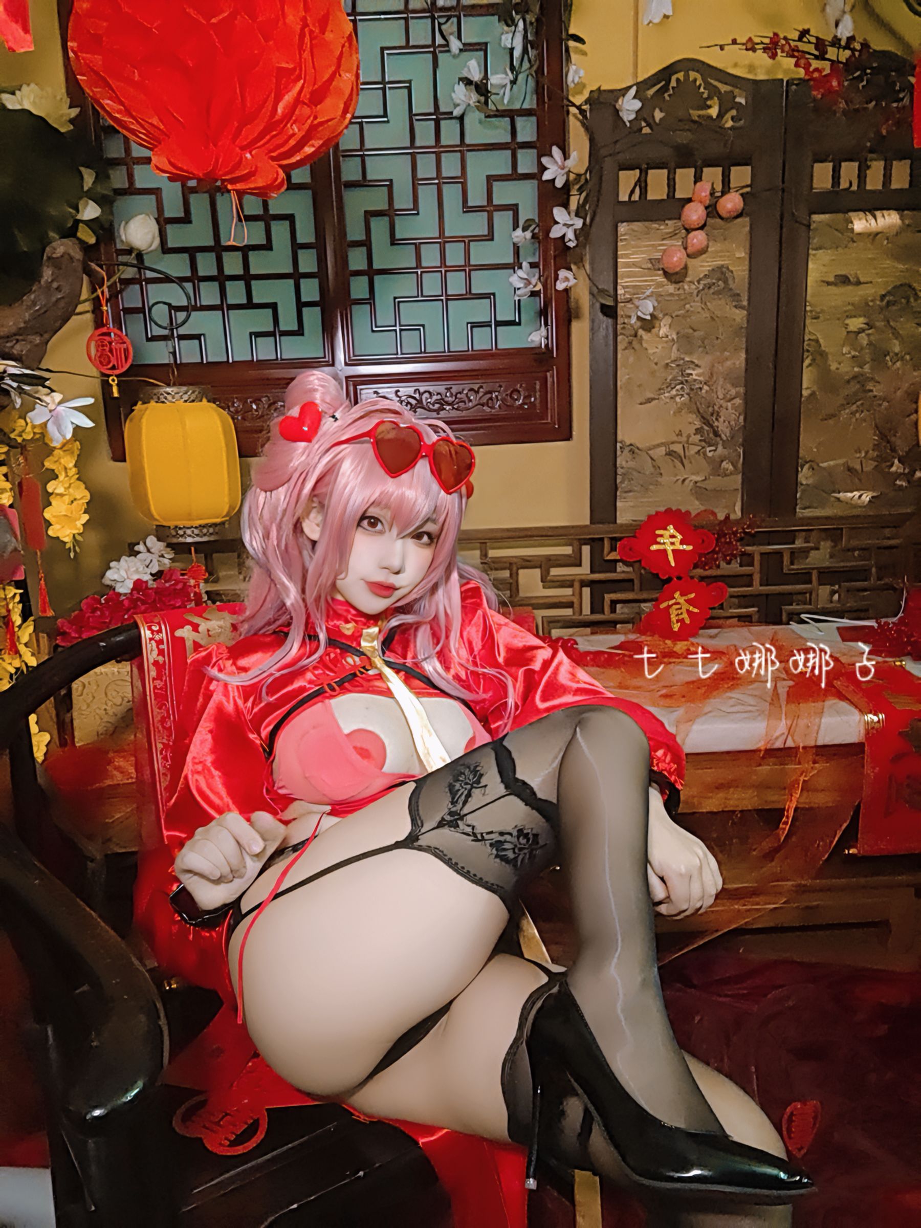 [福利COS] 七七娜娜子 - 布莱默顿新春旗袍第23张