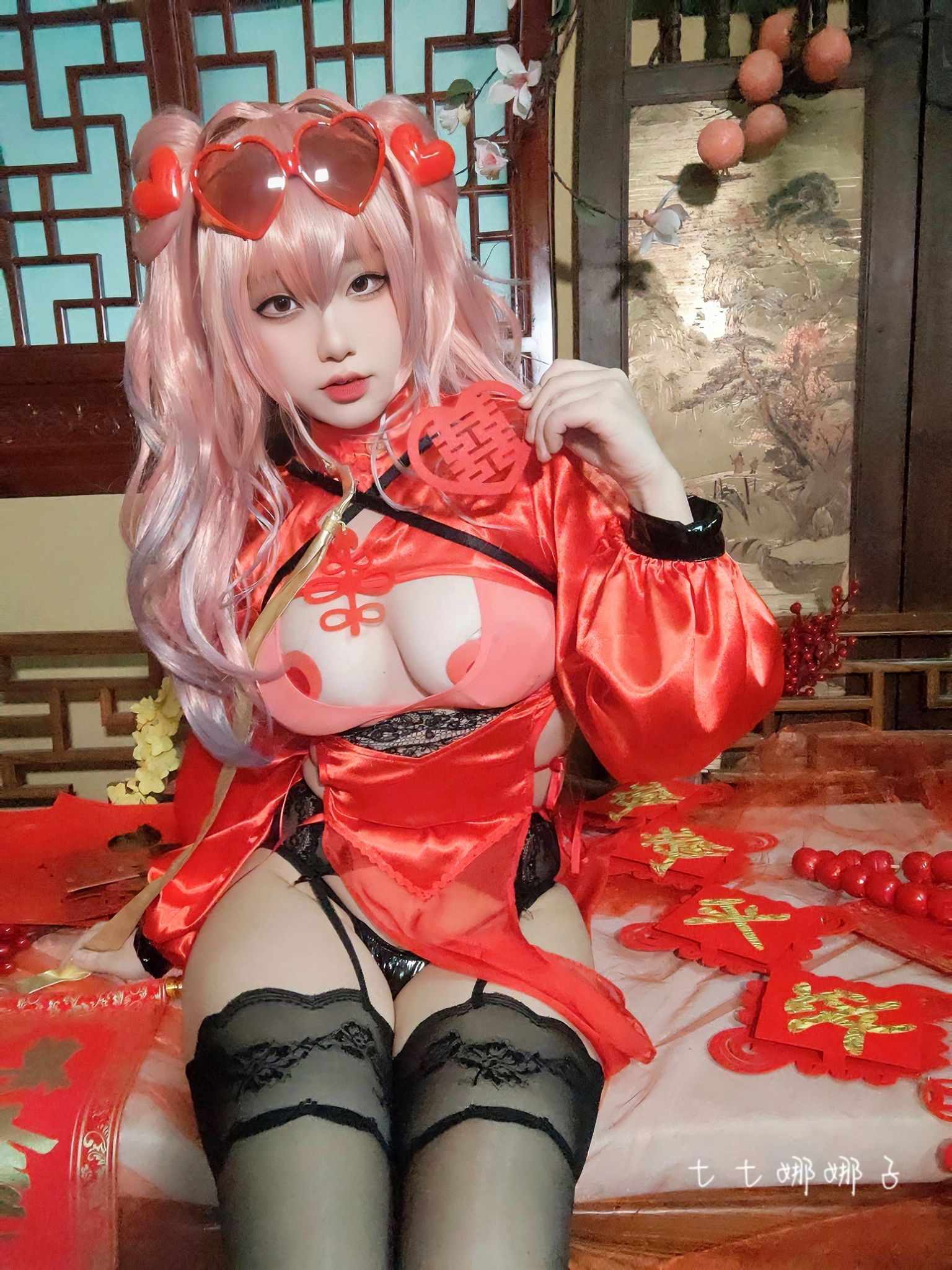 [福利COS] 七七娜娜子 - 布莱默顿新春旗袍第30张