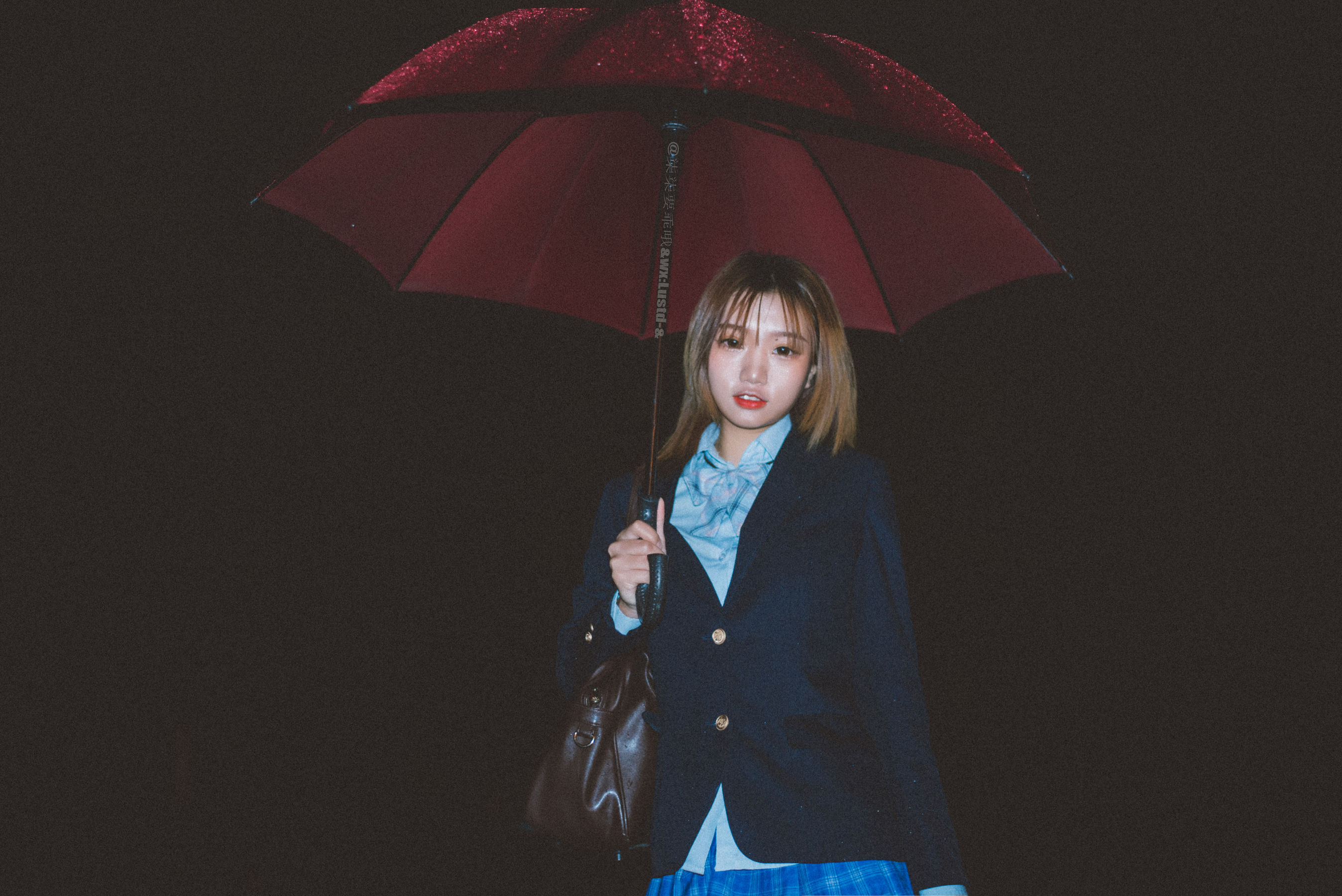 [福利COS] 动漫博主柒柒要乖哦 - 深夜公园JK第7张