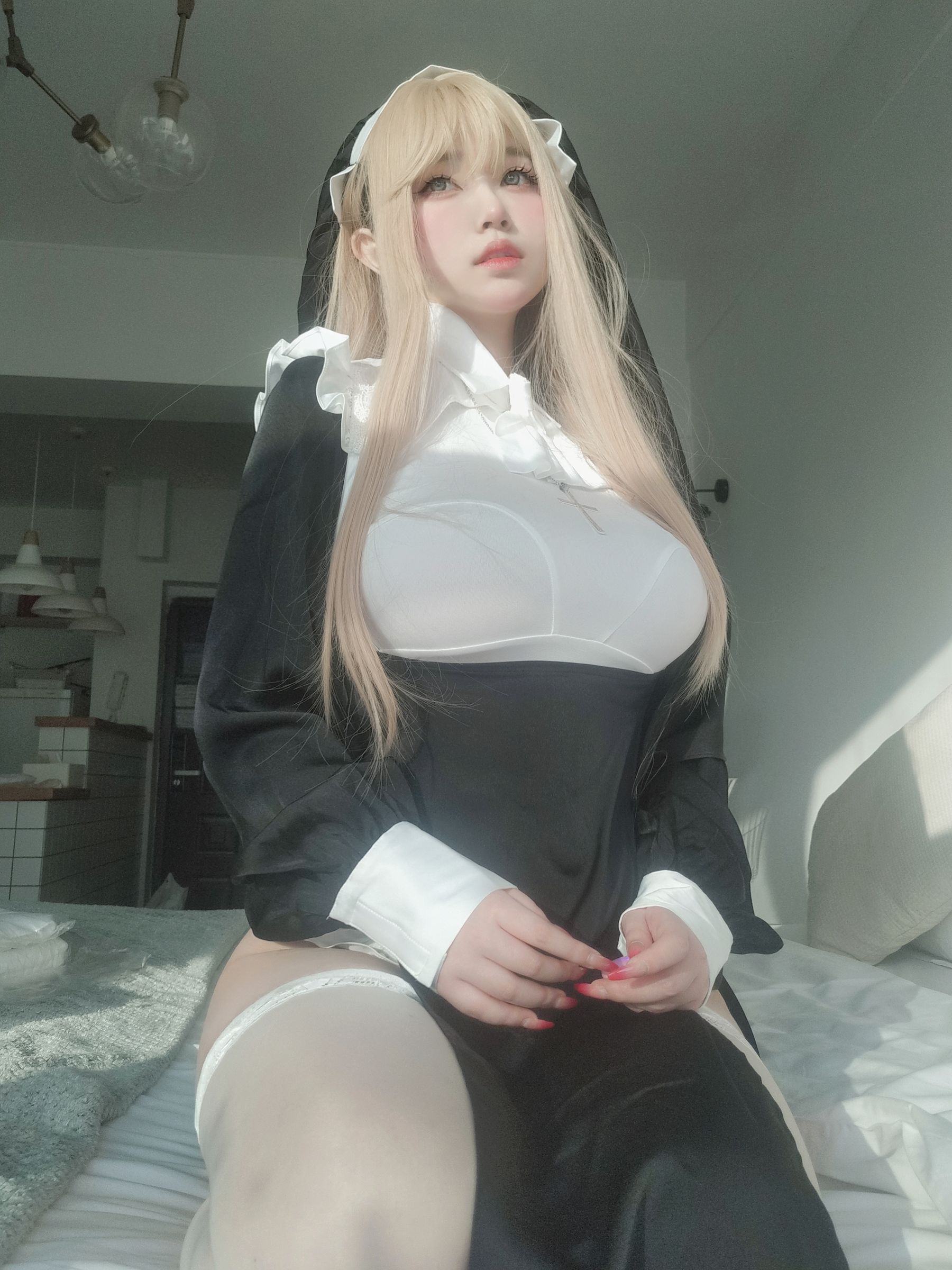 [福利COS] 女主K - 修女第25张