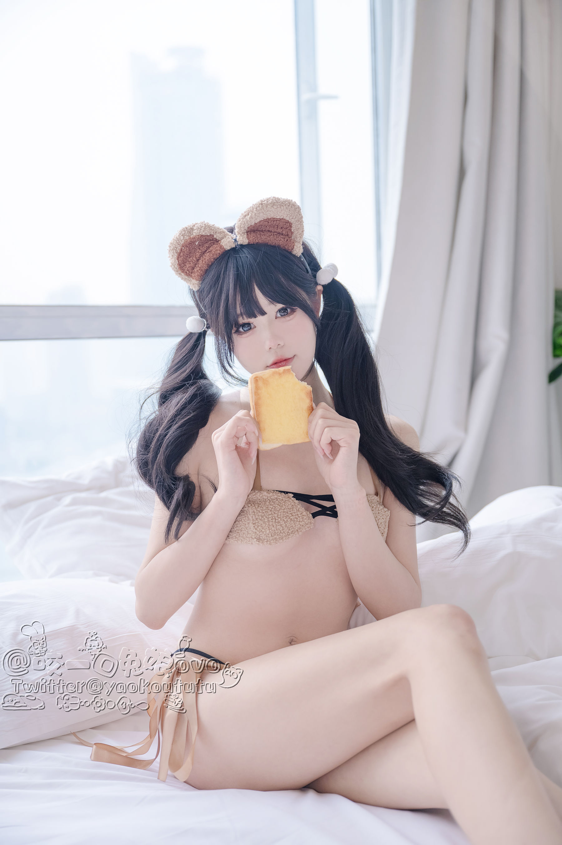[福利COS] 咬一口兔娘 - 小熊睡衣第5张