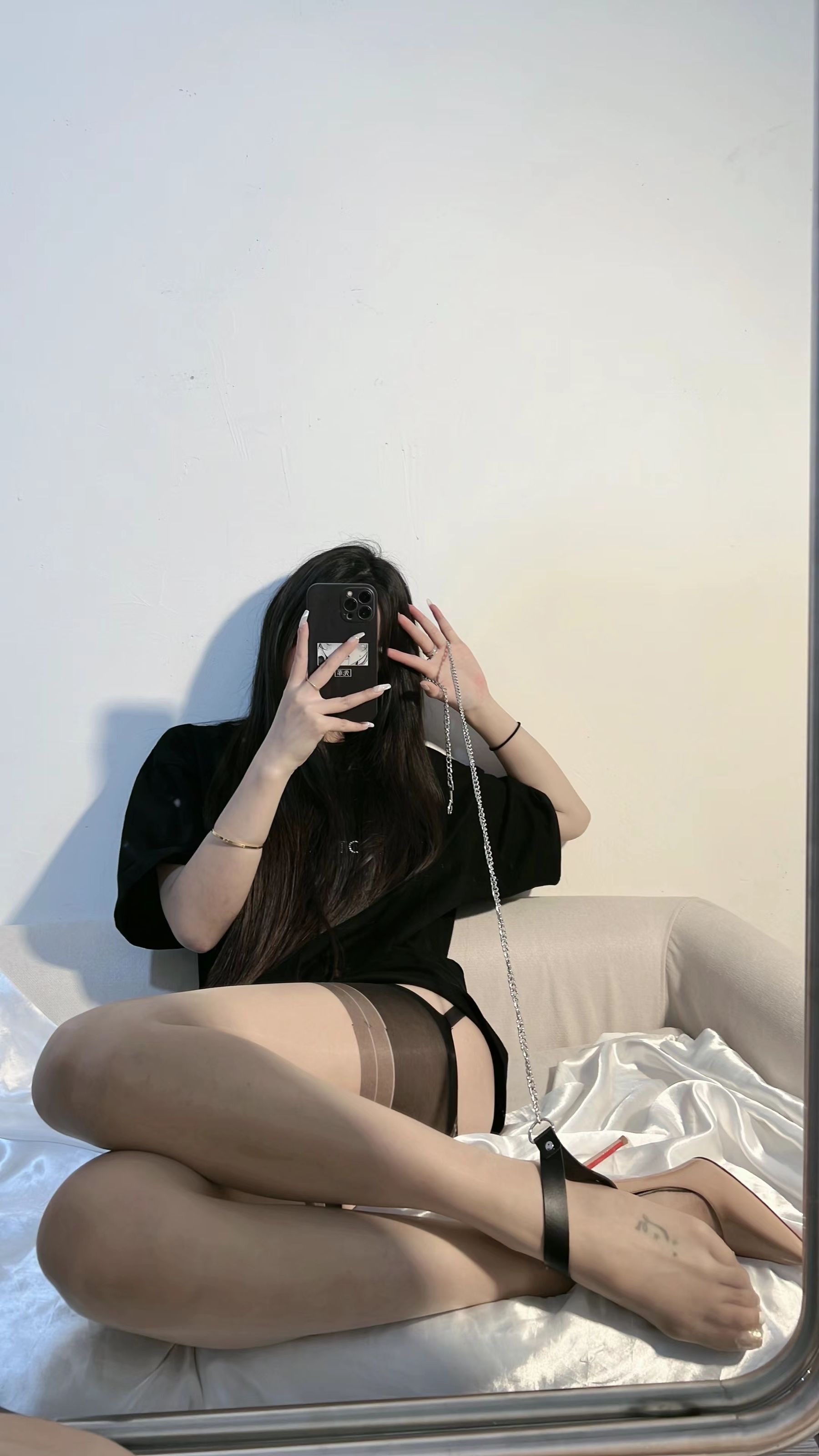 [福利COS] 陈佩奇yyyy - 灰色提袜第3张