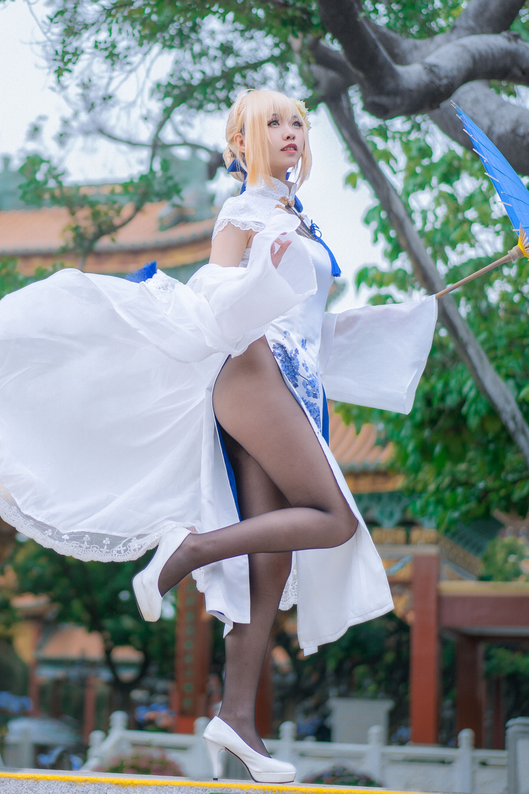 动漫博主大大卷卷小卷 - FGOsaber 四周年旗袍第3张