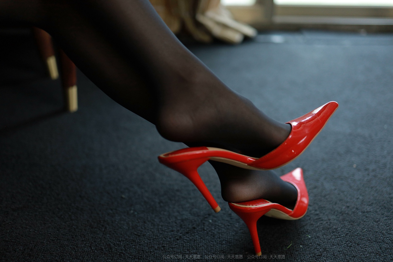 [IESS异思趣向] 耽丝 美子的红色高跟鞋 [96P]第10张