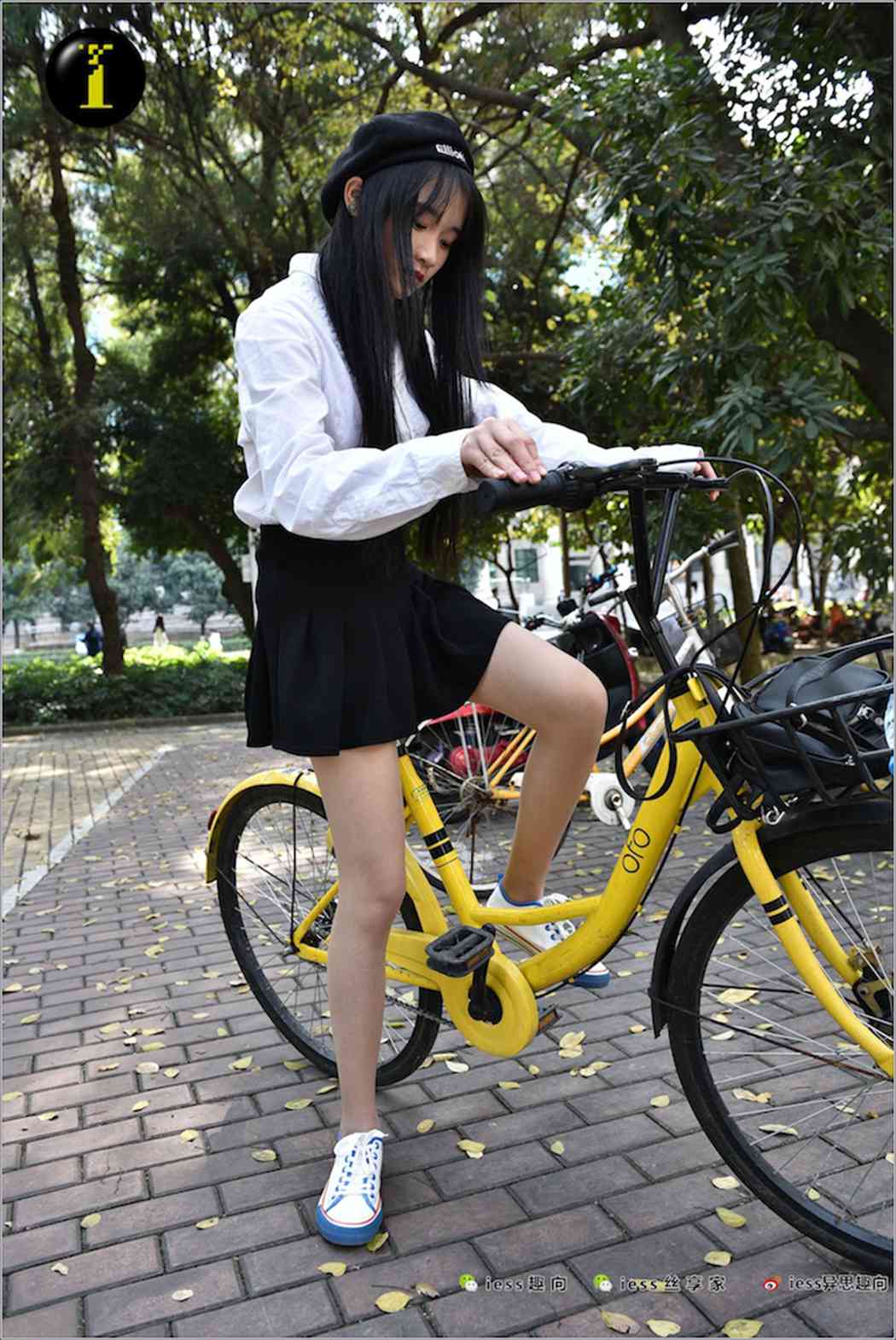 [IESS异思趣向] 普惠集 033 琪琪 16岁的单车少女 在现浏览第2张