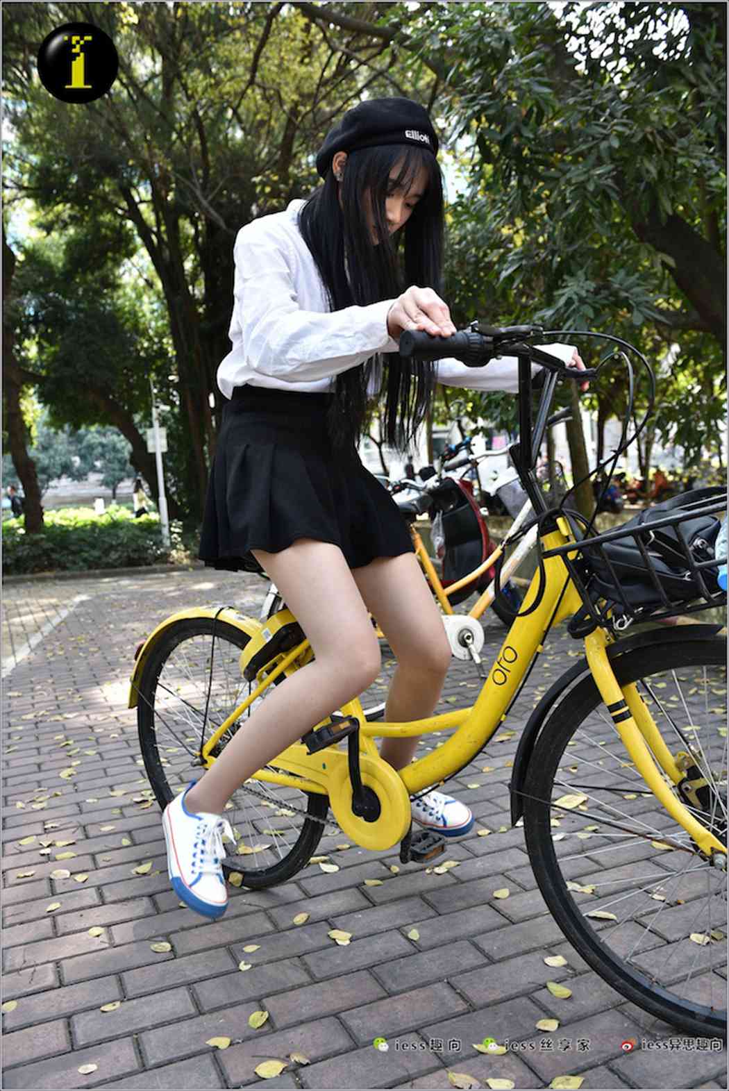 [IESS异思趣向] 普惠集 033 琪琪 16岁的单车少女 在现浏览第1张