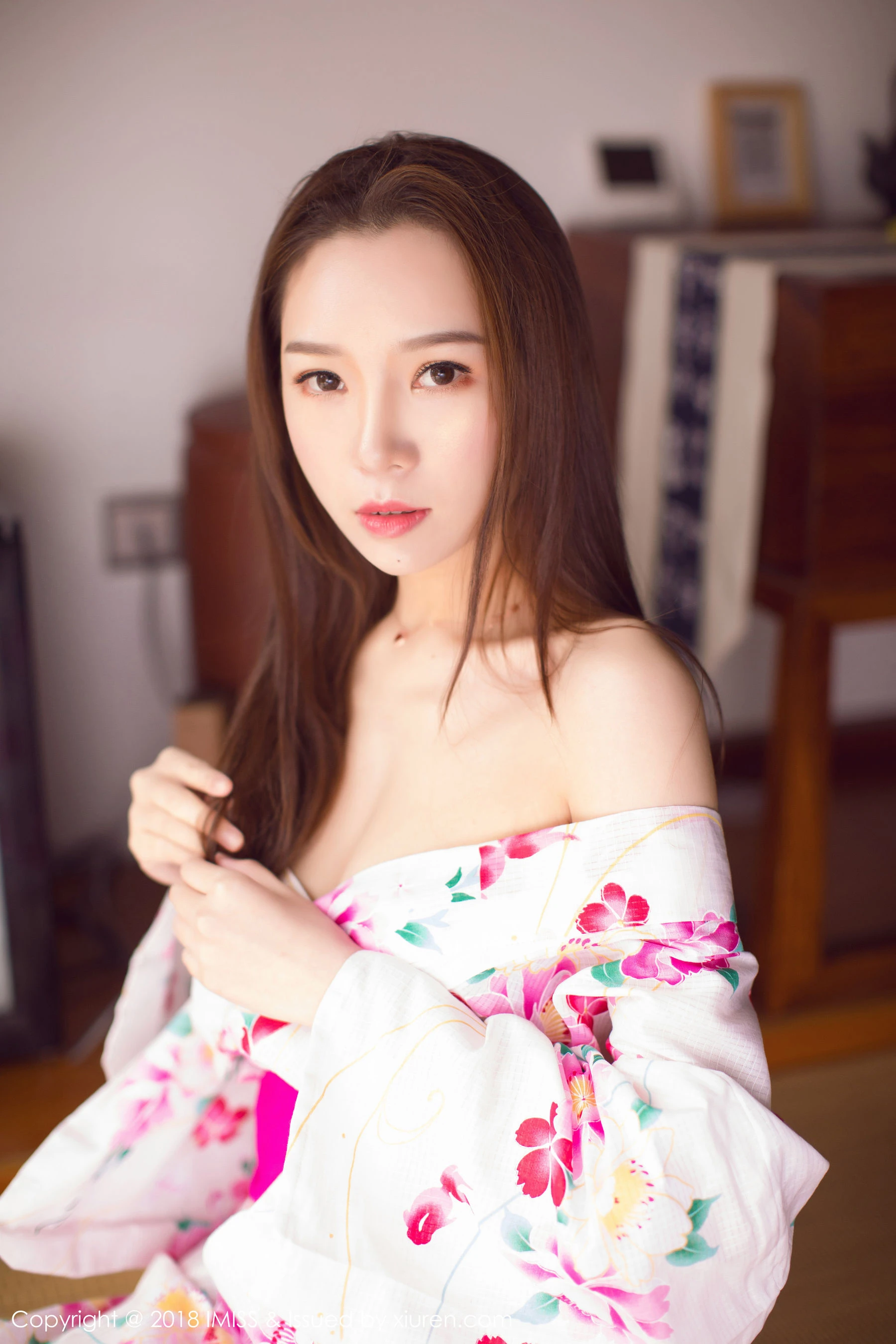 新人模特katrina《首套写真》 爱蜜社IMiss Vol.252第3张