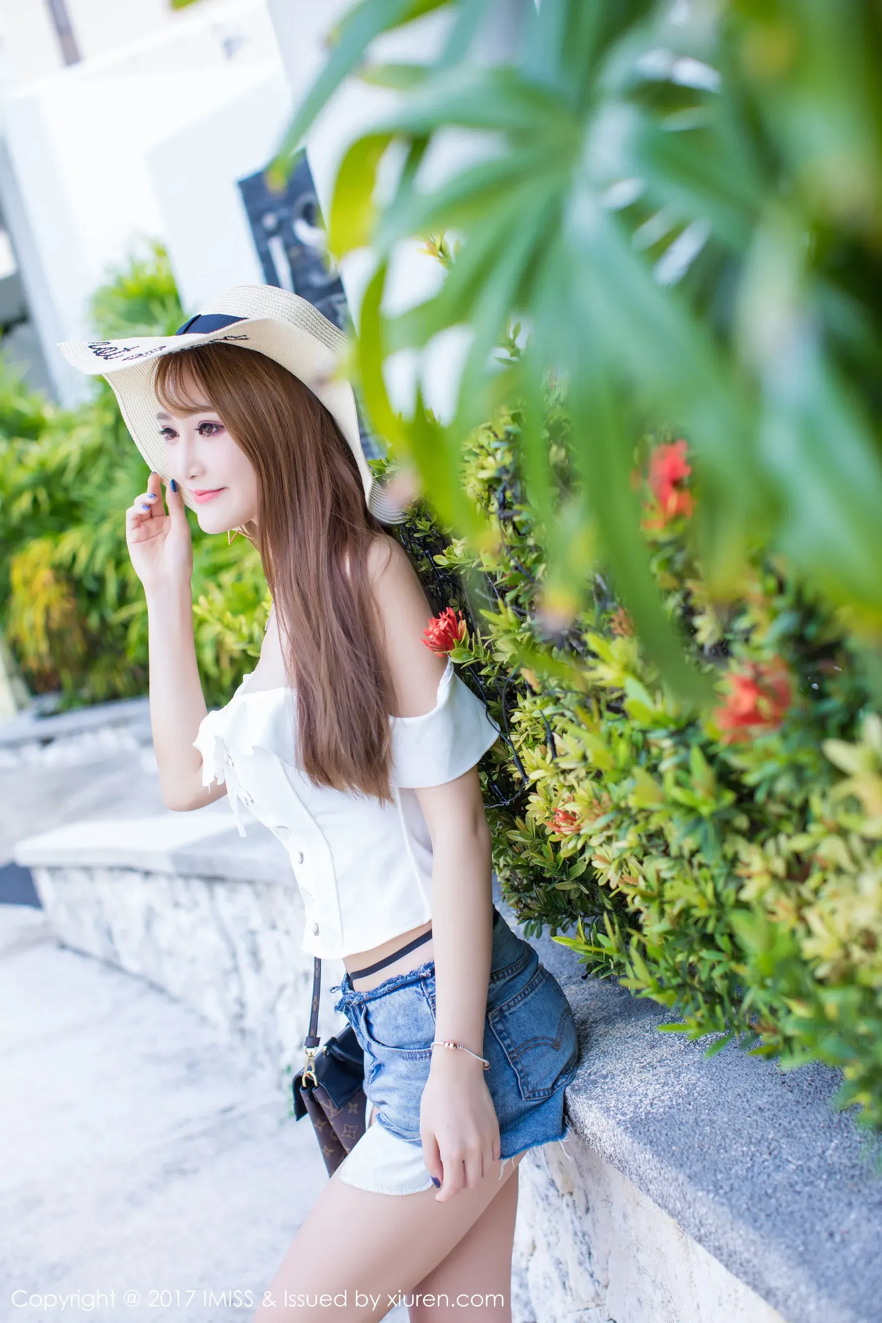 妤薇Vivian《气质出众,杨柳细腰》 爱蜜社 VOL.179第2张