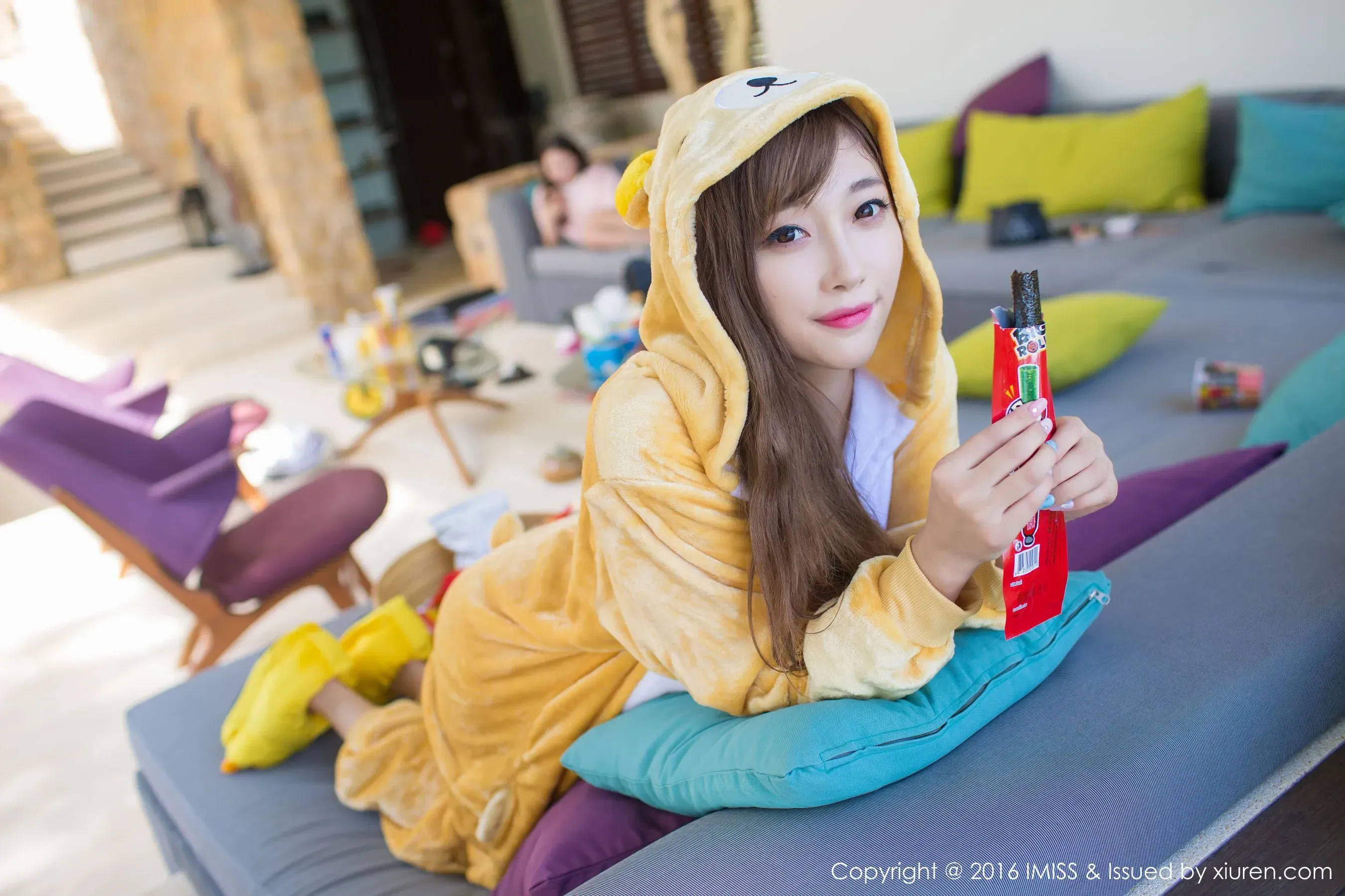 sugar小甜心CC《美女扮野兽+旗袍与丝袜》 爱蜜社IMiss Vol.136第9张