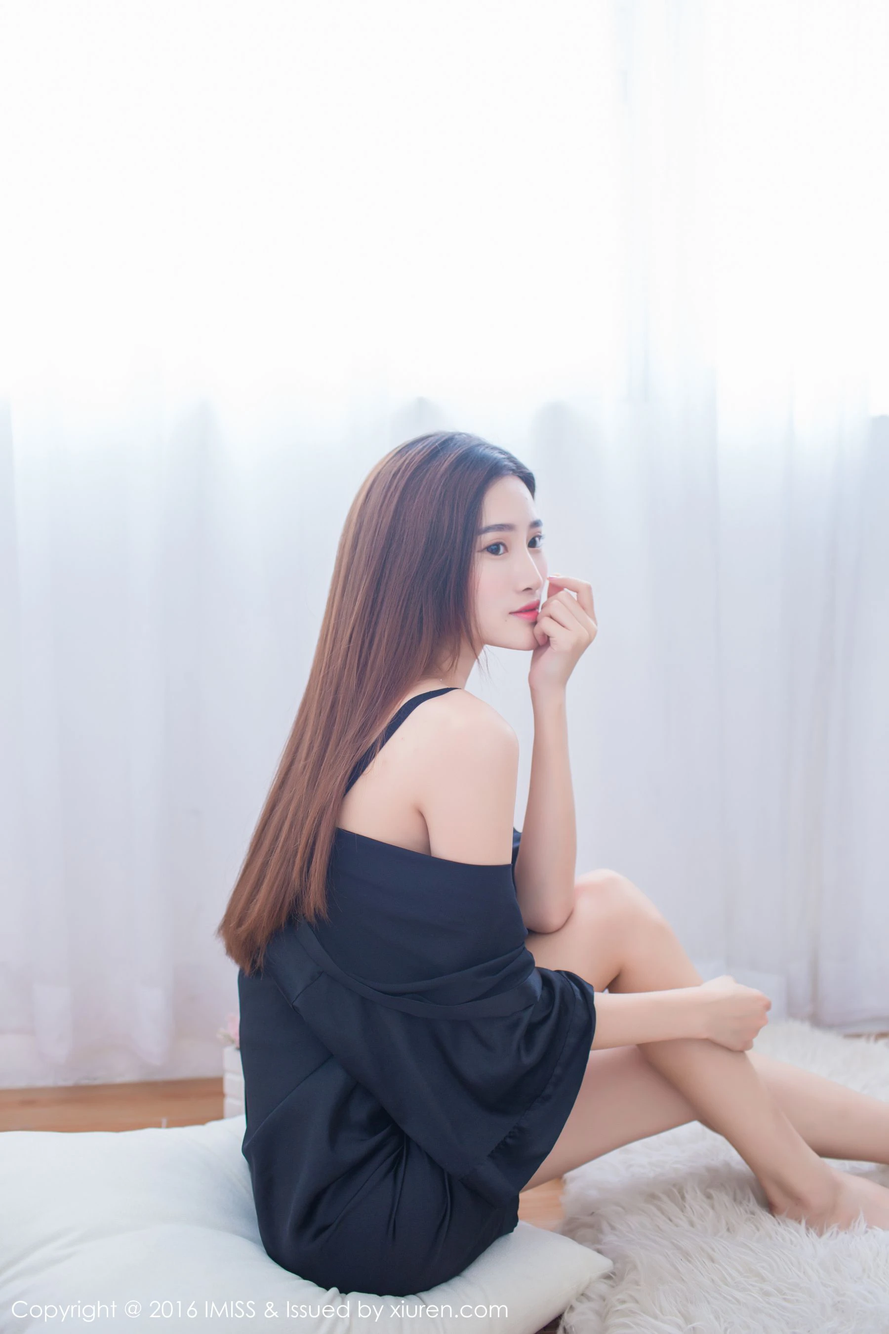 格格污巫《温文尔雅、小家碧玉型美女》 爱蜜社IMiss Vol.135第5张