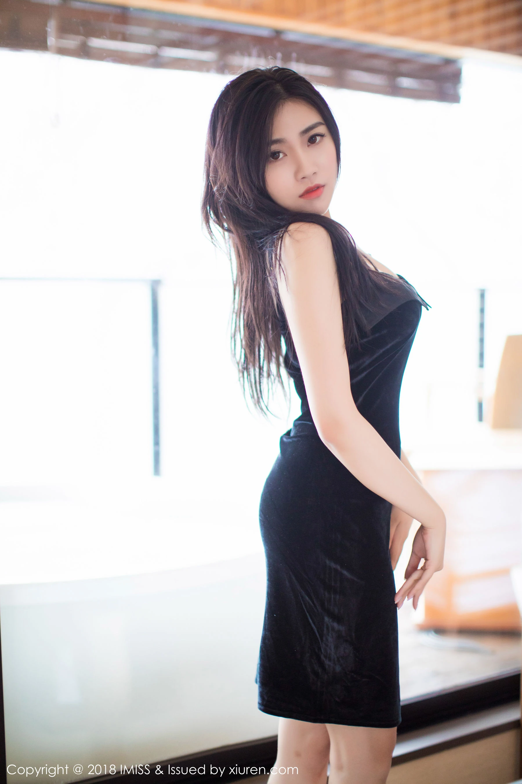 许诺Sabrina《北海道旅拍》 爱蜜社IMiss Vol.213第7张