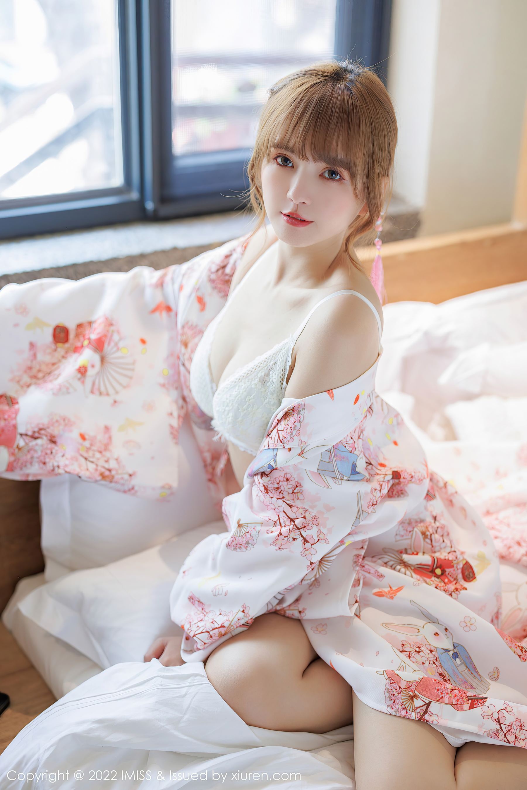 爱蜜社 VOL.676 张思允Nice 蕾丝内衣美胸写真第3张