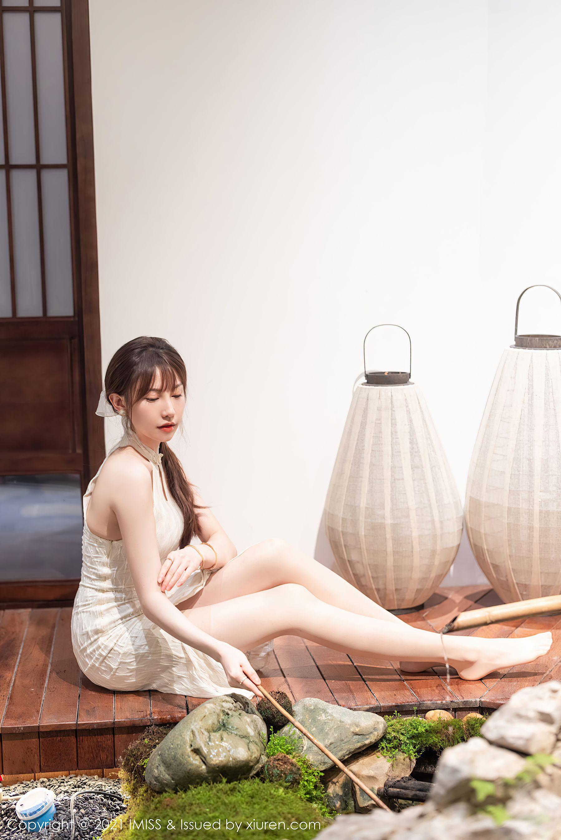 爱蜜社IMiss Vol.636 Lynn刘奕宁第5张