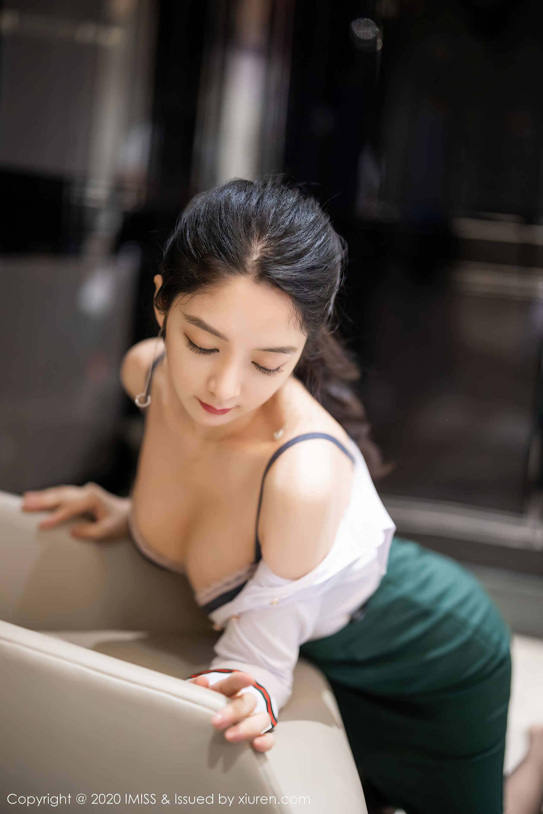 爱蜜社IMiss Vol.521 Angela小热巴第10张