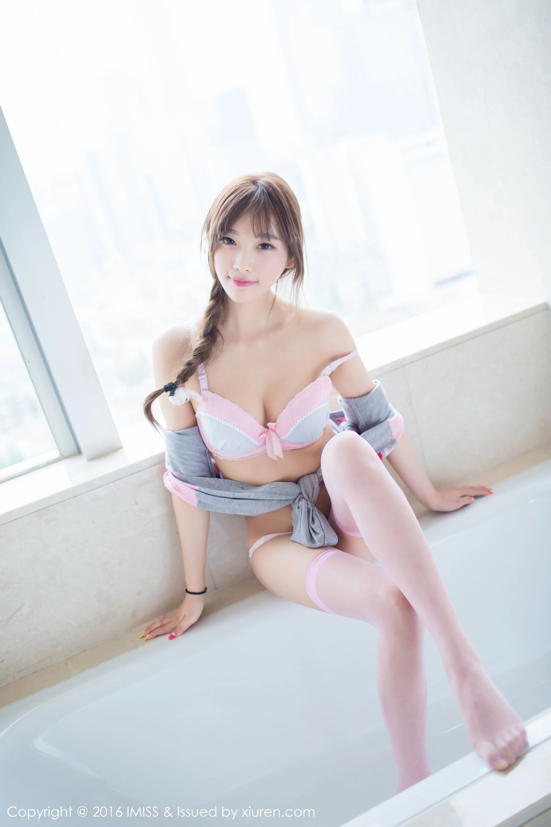  sugar小甜心CC《粉色丝袜+性感内衣》 爱蜜社IMiss Vol.100第6张