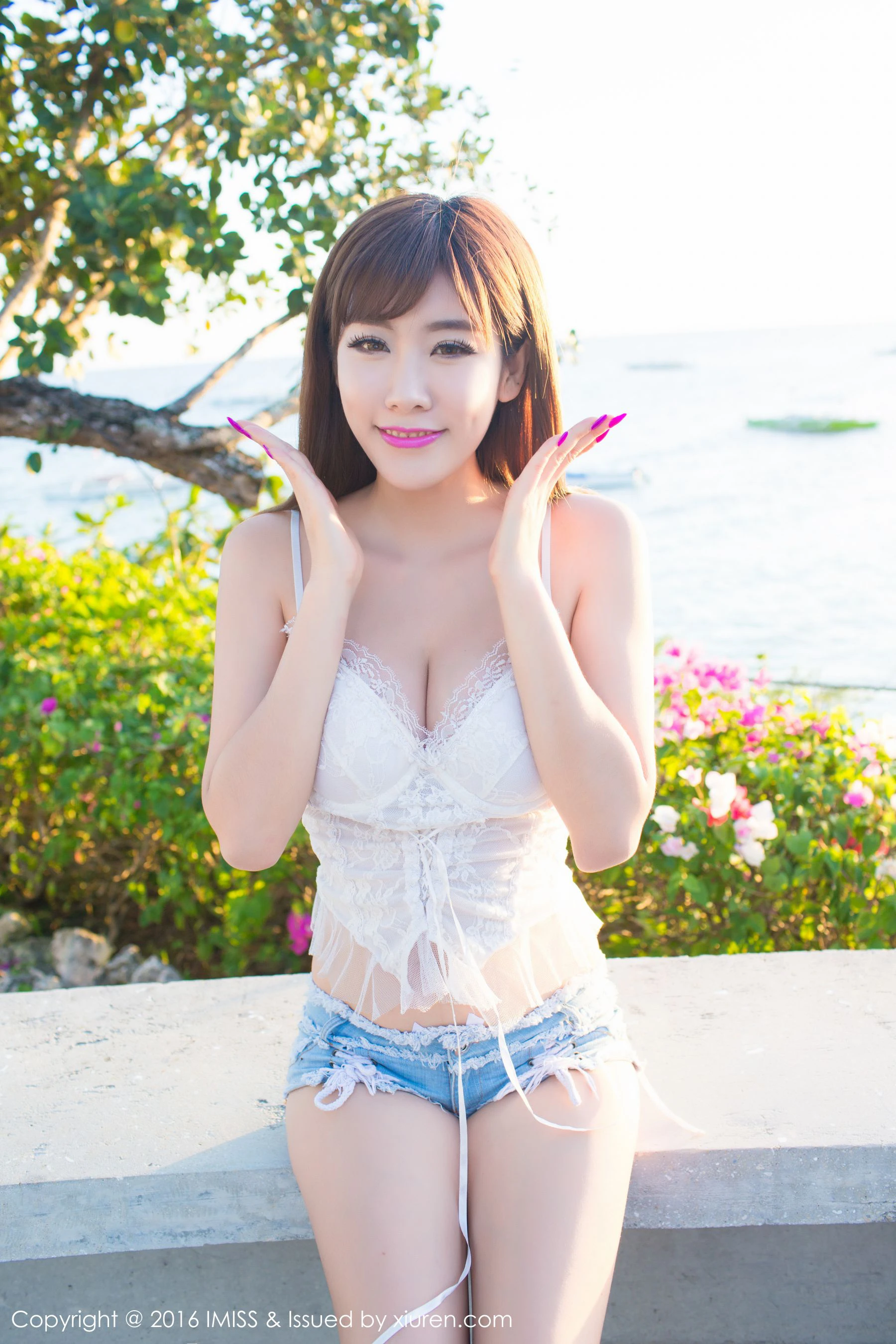 程小烦不烦《性感比基尼+蕾丝马甲内衣》 爱蜜社IMiss Vol.059第17张