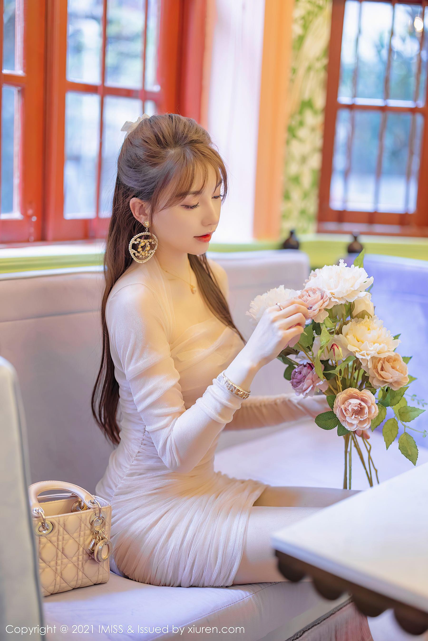 爱蜜社IMiss Vol.586 Lynn刘奕宁第10张