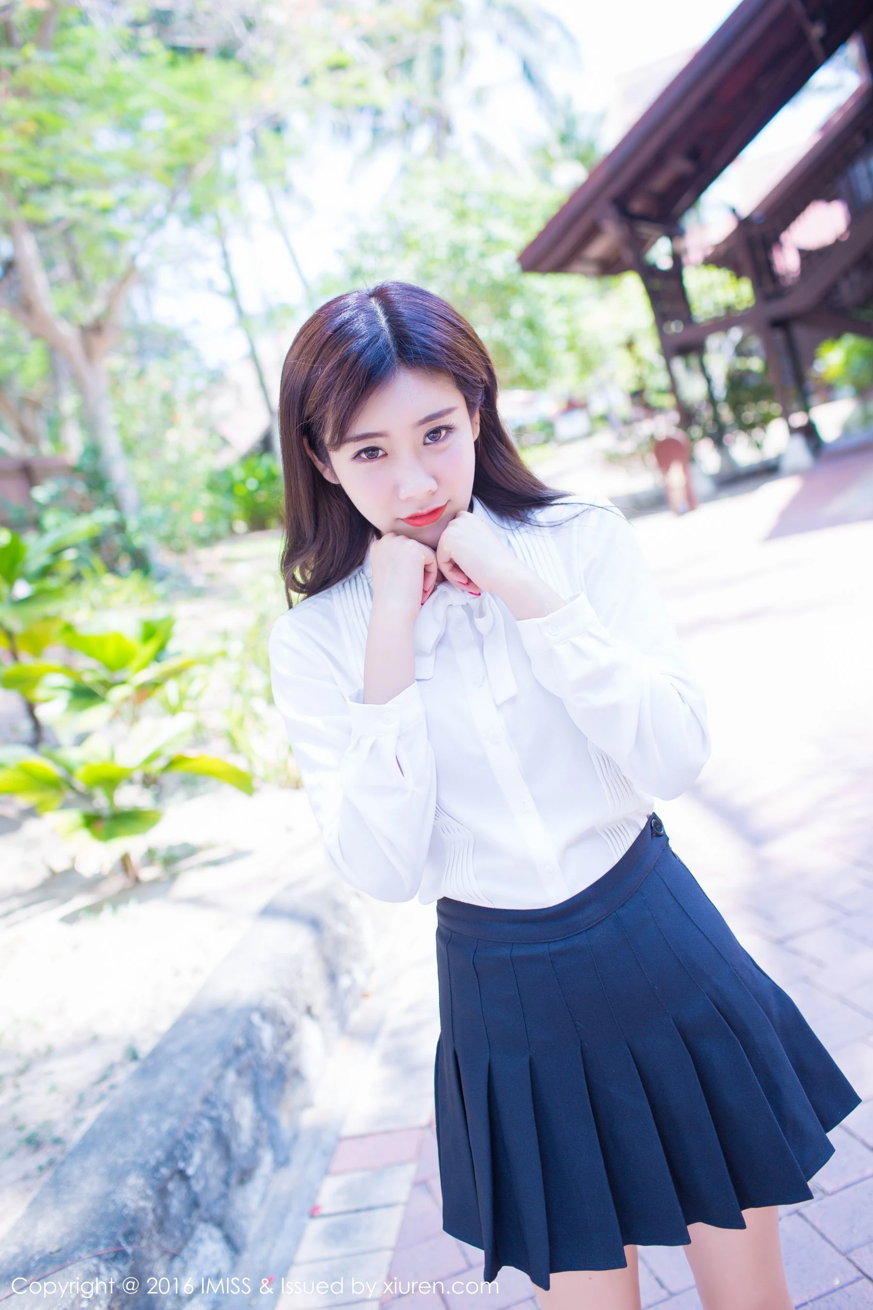 程小烦不烦《性感比基尼和白衬衫+短裙》 爱蜜社IMiss Vol.089第11张