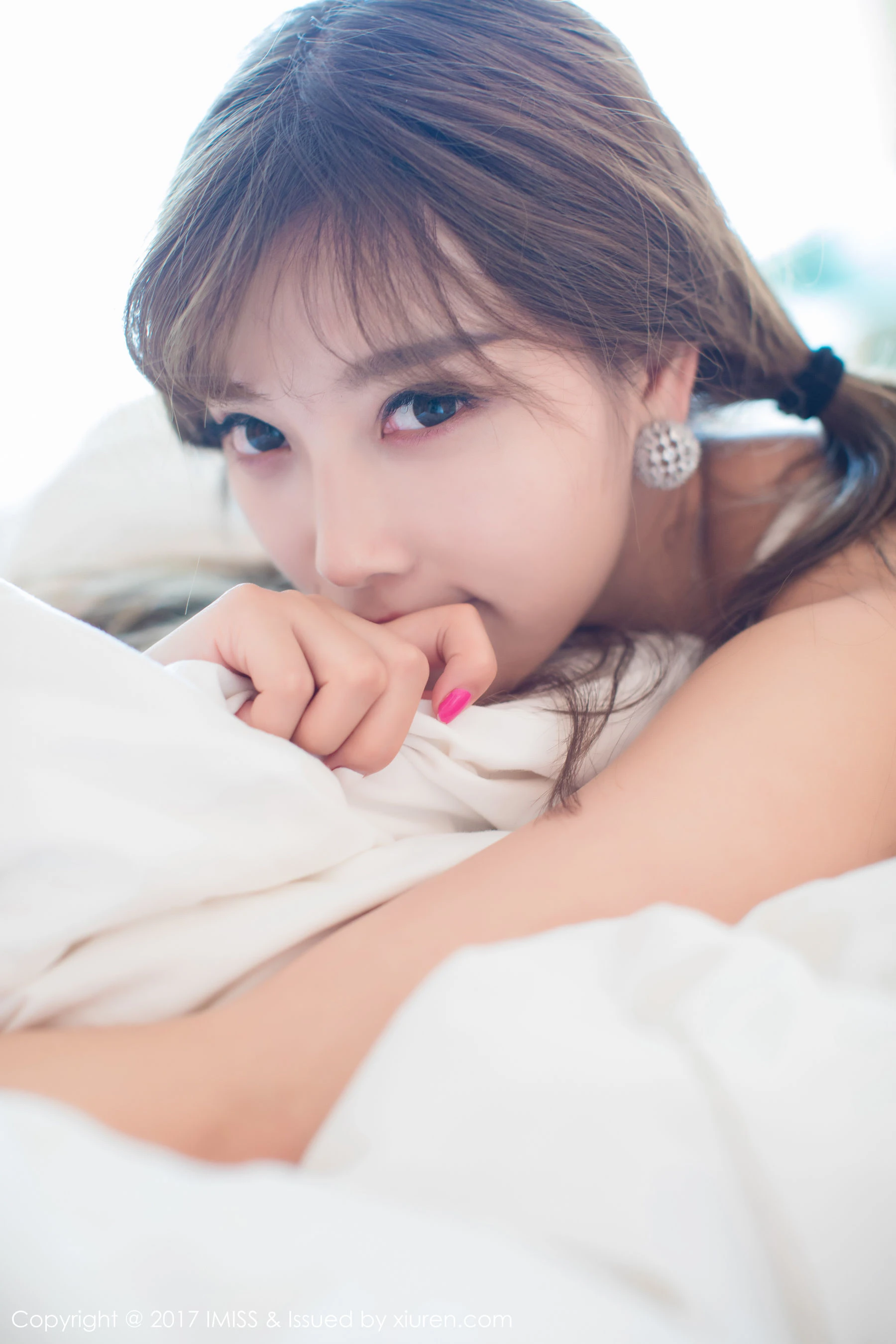  杨晨晨sugar《蕾丝网袜与性感比基尼》 爱蜜社IMiss Vol.183第5张