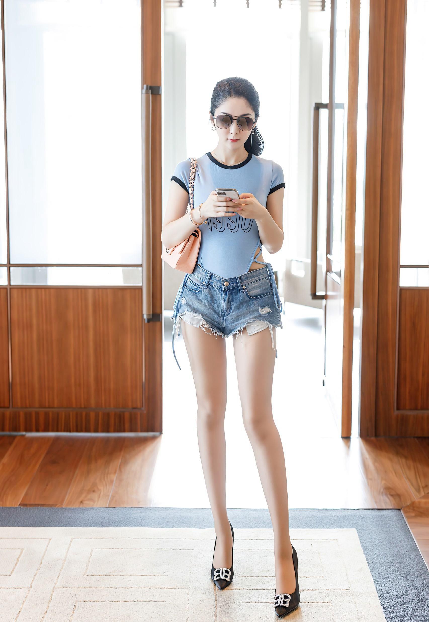 IMiss爱蜜社 Vol.489 Angela小热巴第2张